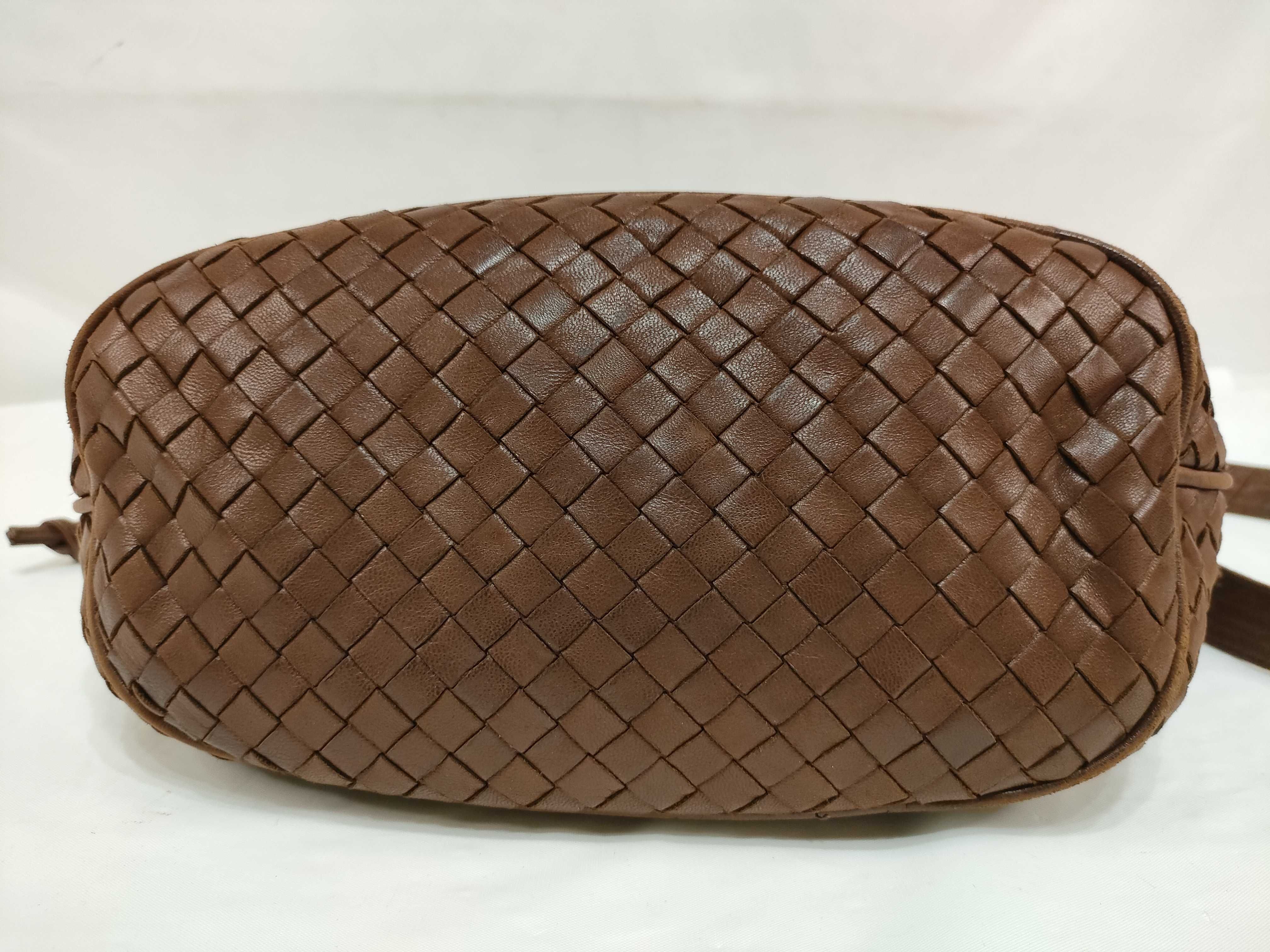 Intrecciato Bottega Leather Handbag Shoulder Bag — view 8