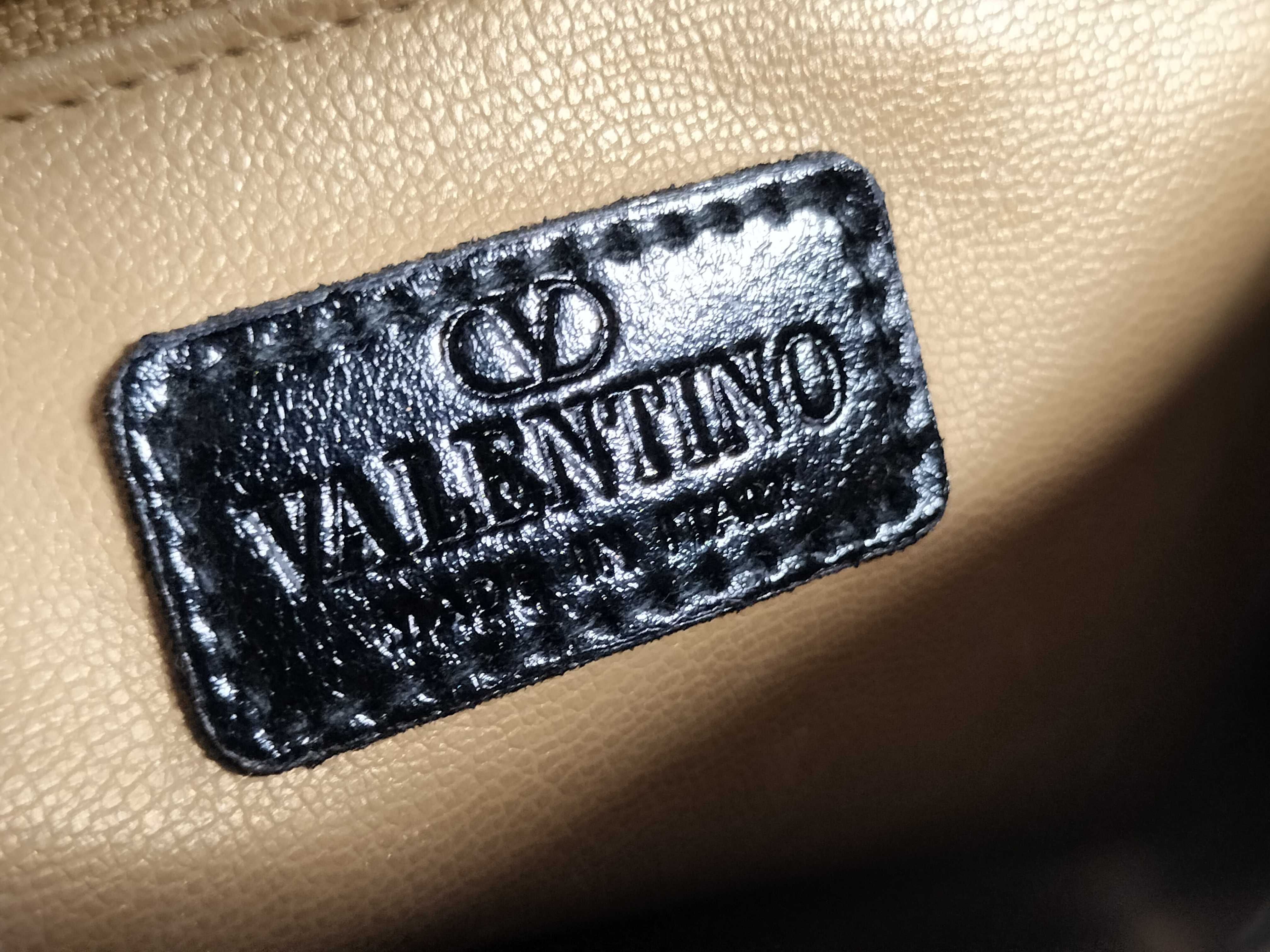 handbag, leather, black handbag — view 12