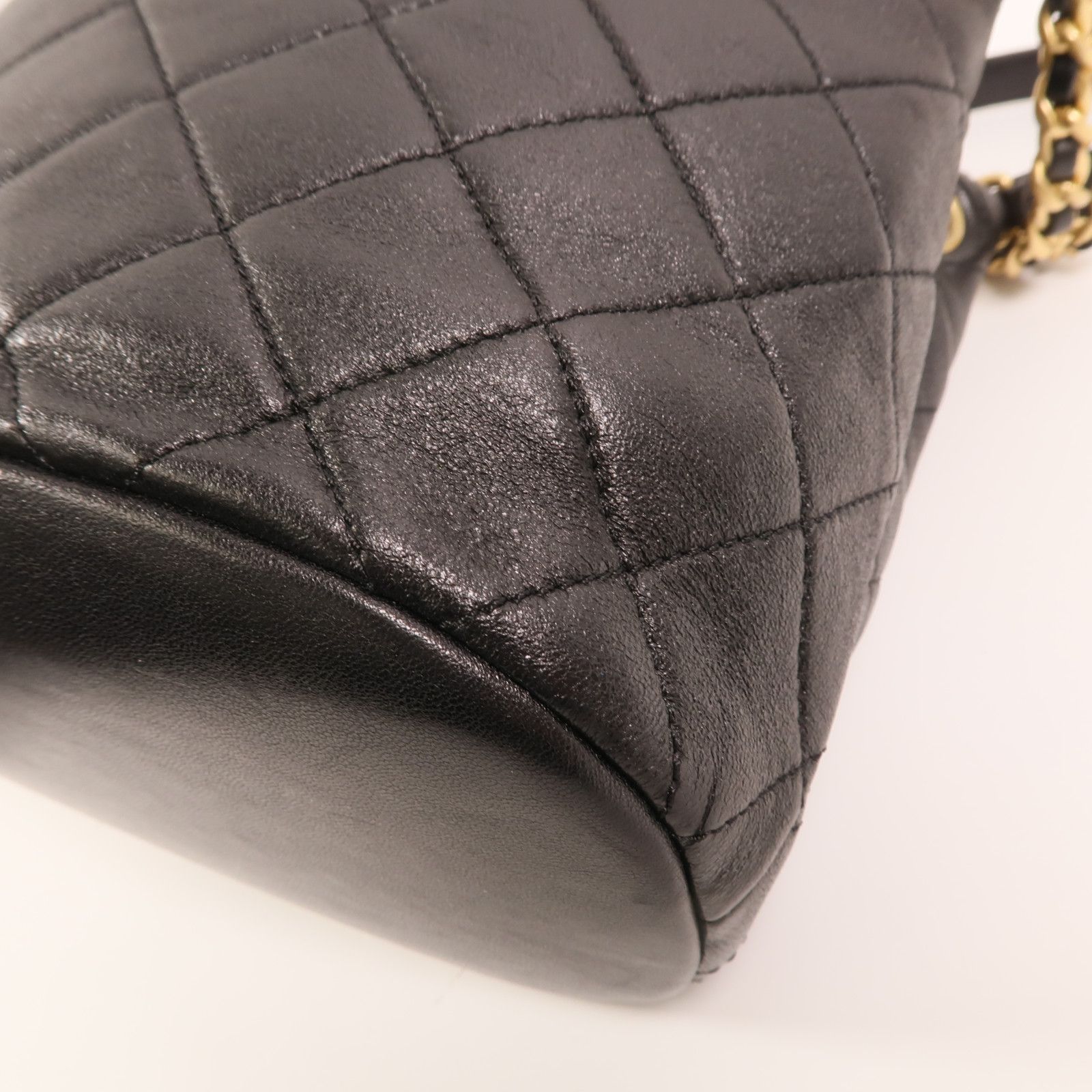 Chaine Lettre Small Bucket Bag — view 13