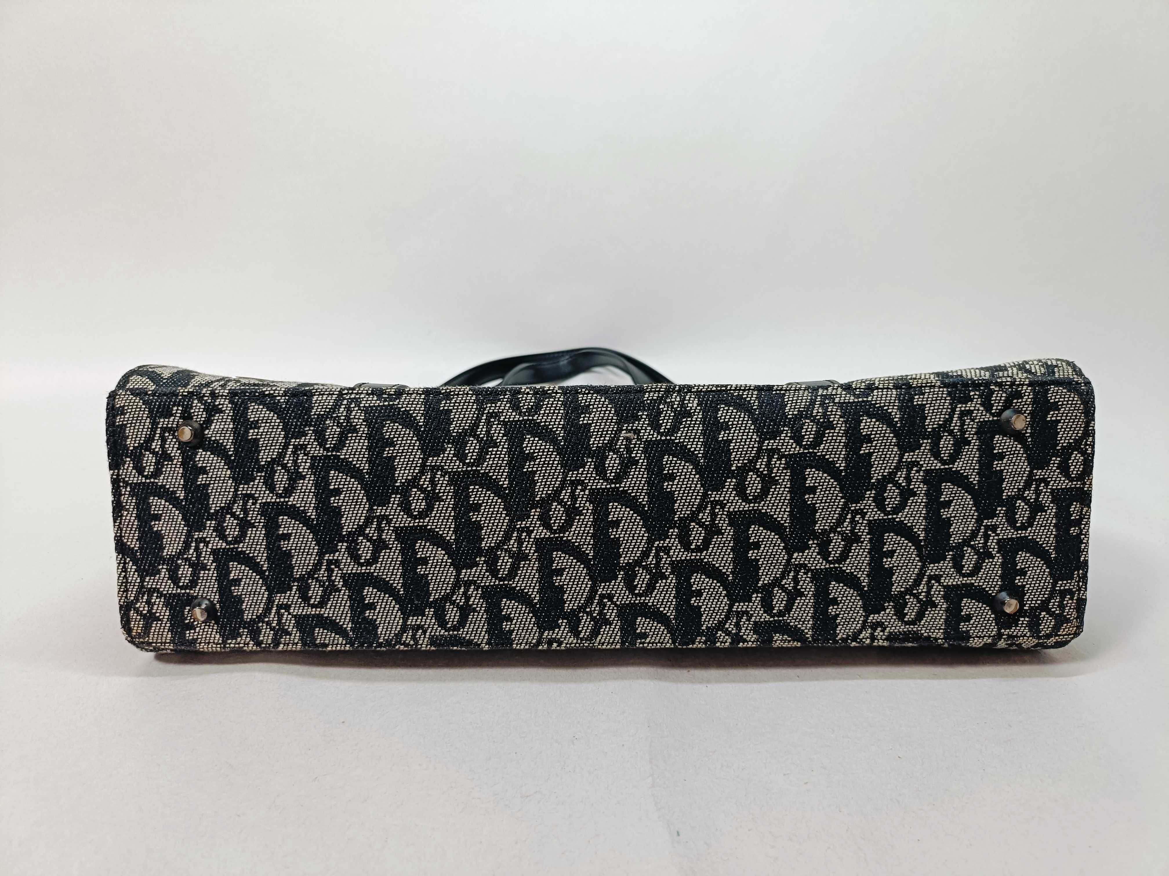 Trotter Saddle Handbag — view 7