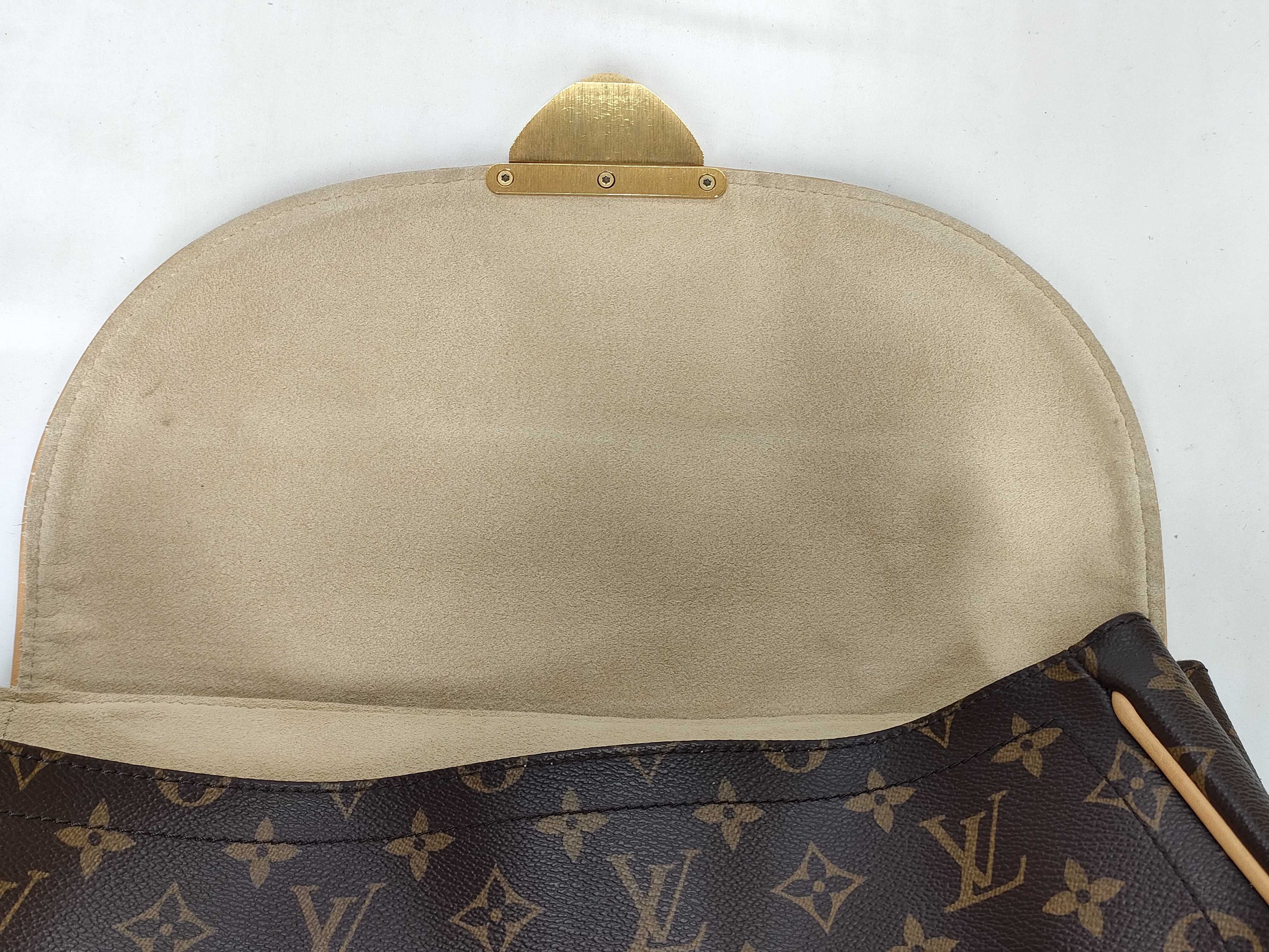 Monogram ID- Monogram Beverly GM M40120 DU0038 Brown Handbag — view 8