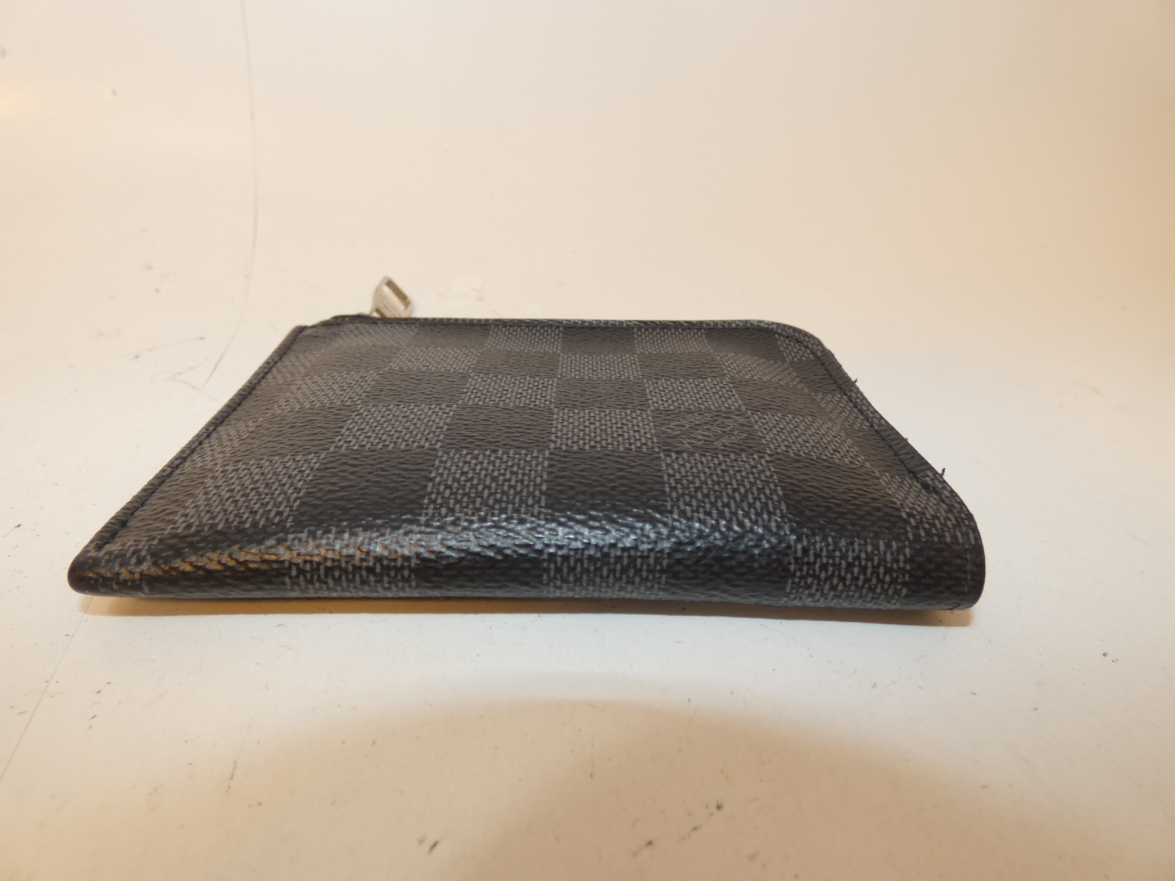 Damier Graphite L-shaped Zip Coin Case — view 4
