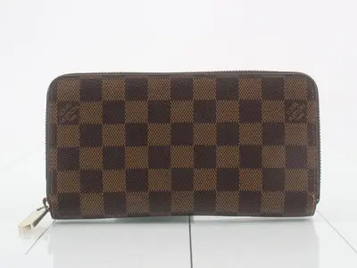 Zippy Wallet - Holds 8 cards