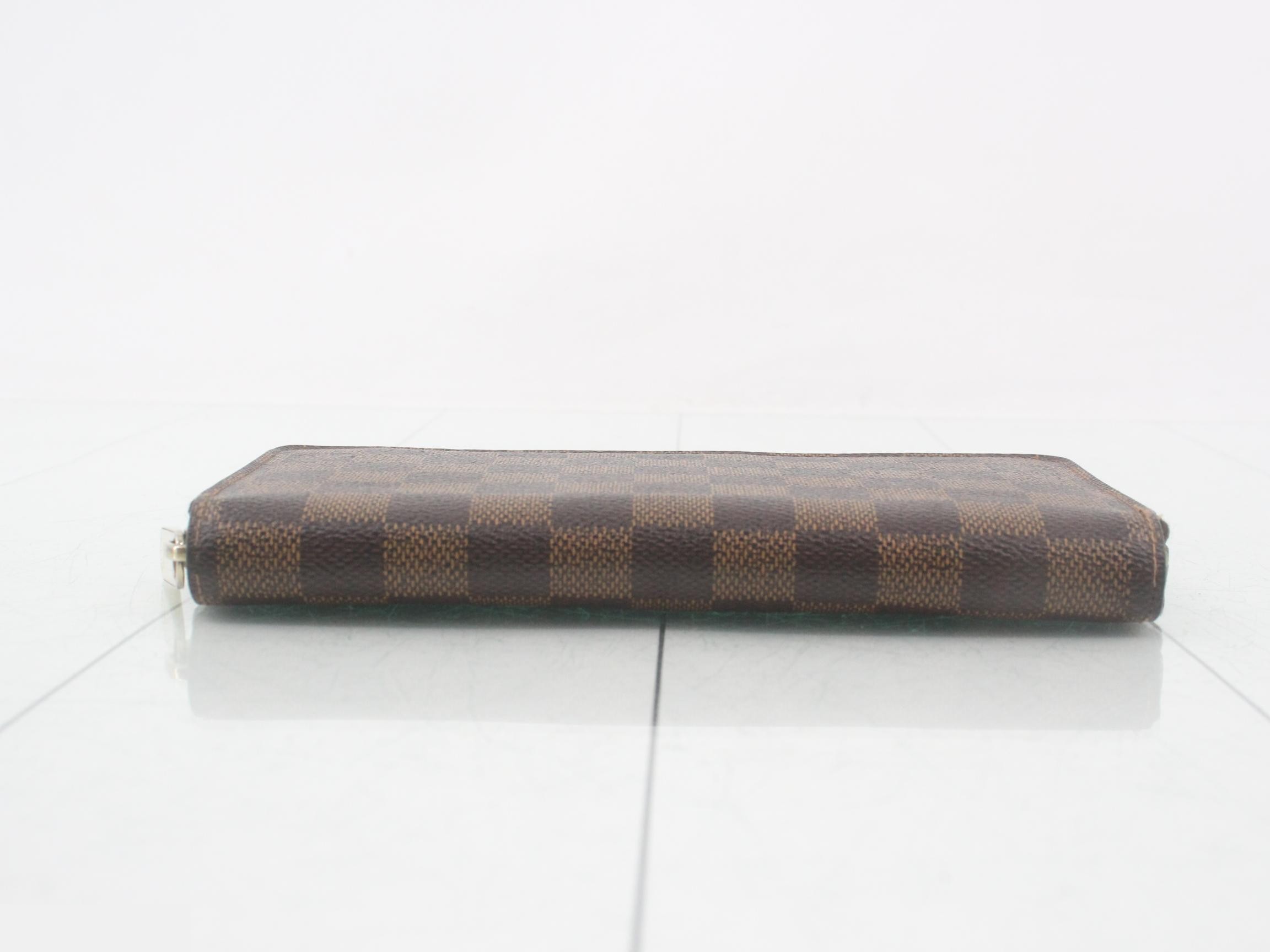 Zippy Wallet - Holds 8 cards — view 3