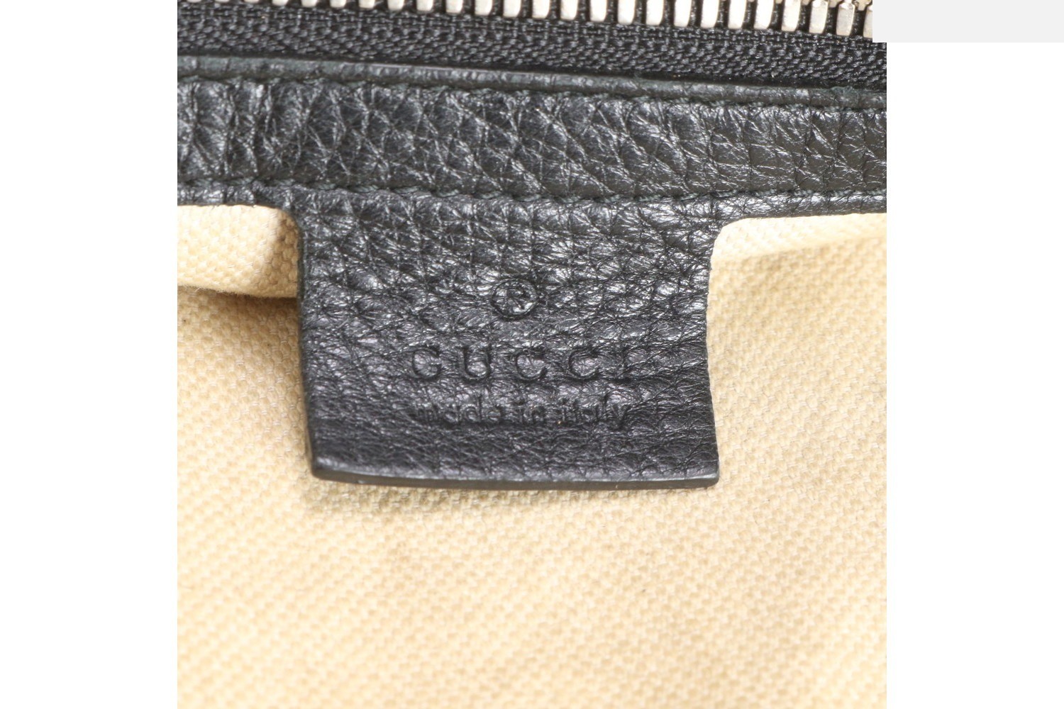 Interlocking G 322057 Leather Business Bag — view 8