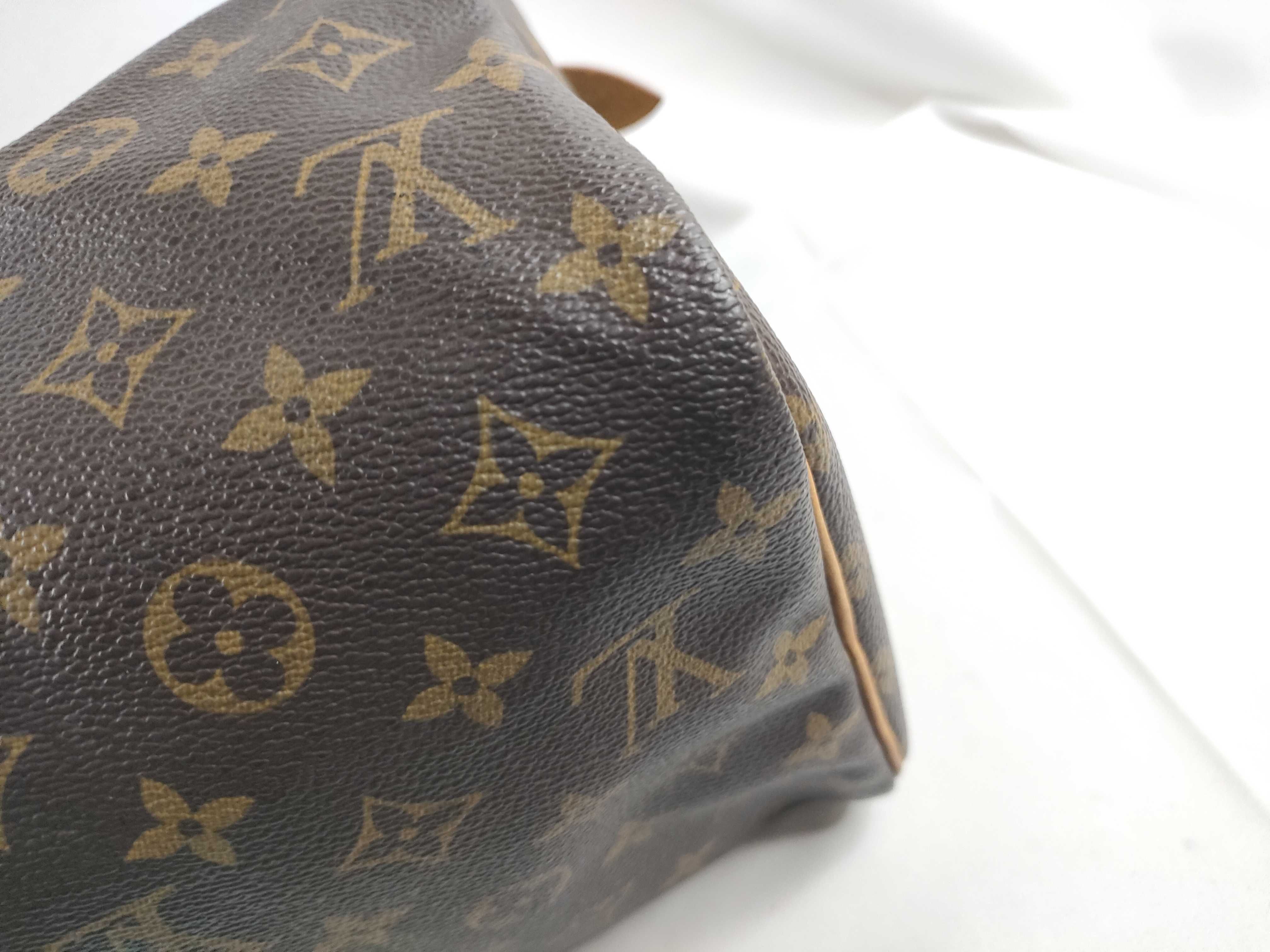 Monogram Louis Vuitton Speedy 30 Monogram Handbag — view 5