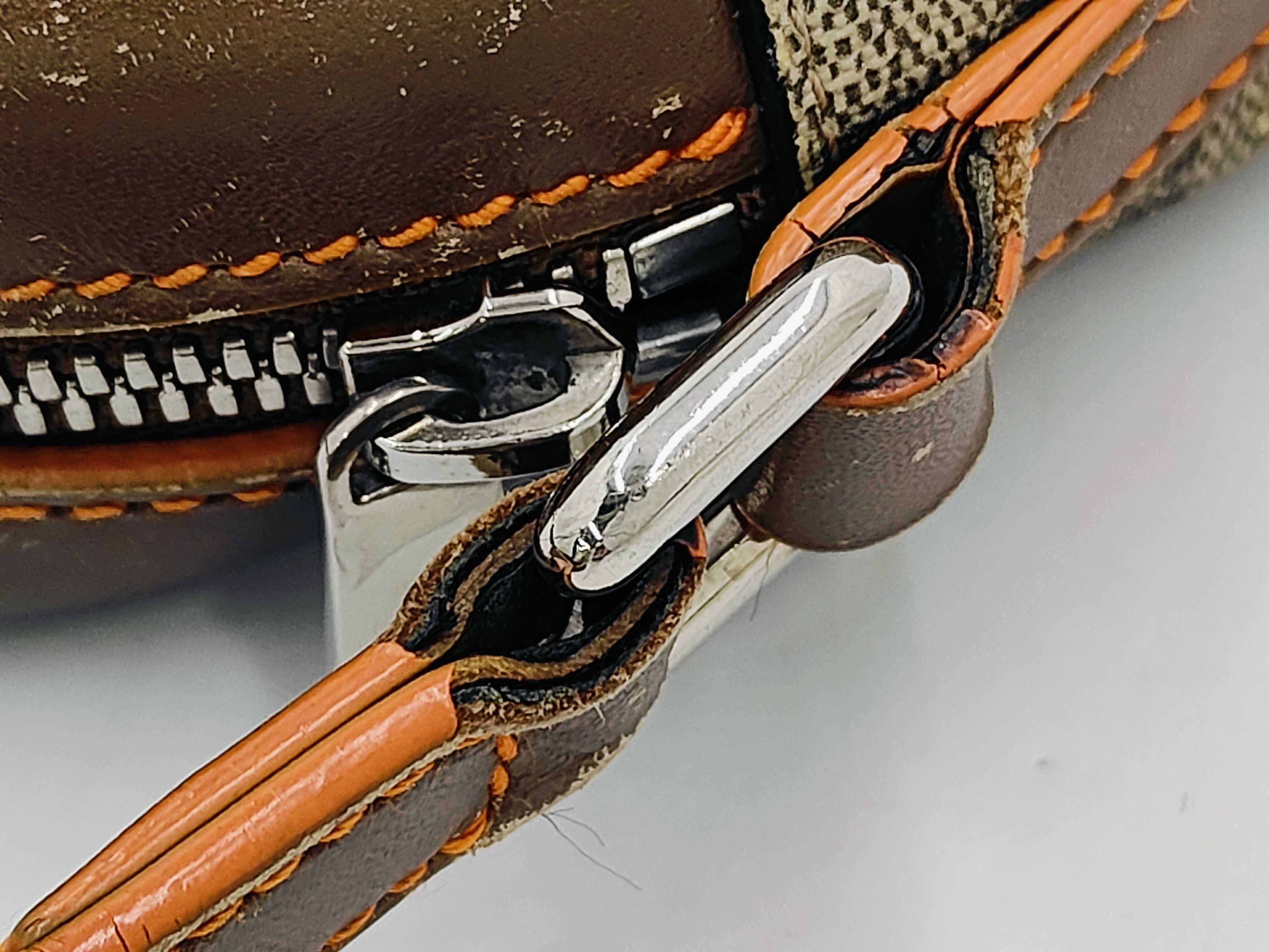 GG Supreme Sherry 387506 Shoulder Bag — view 5