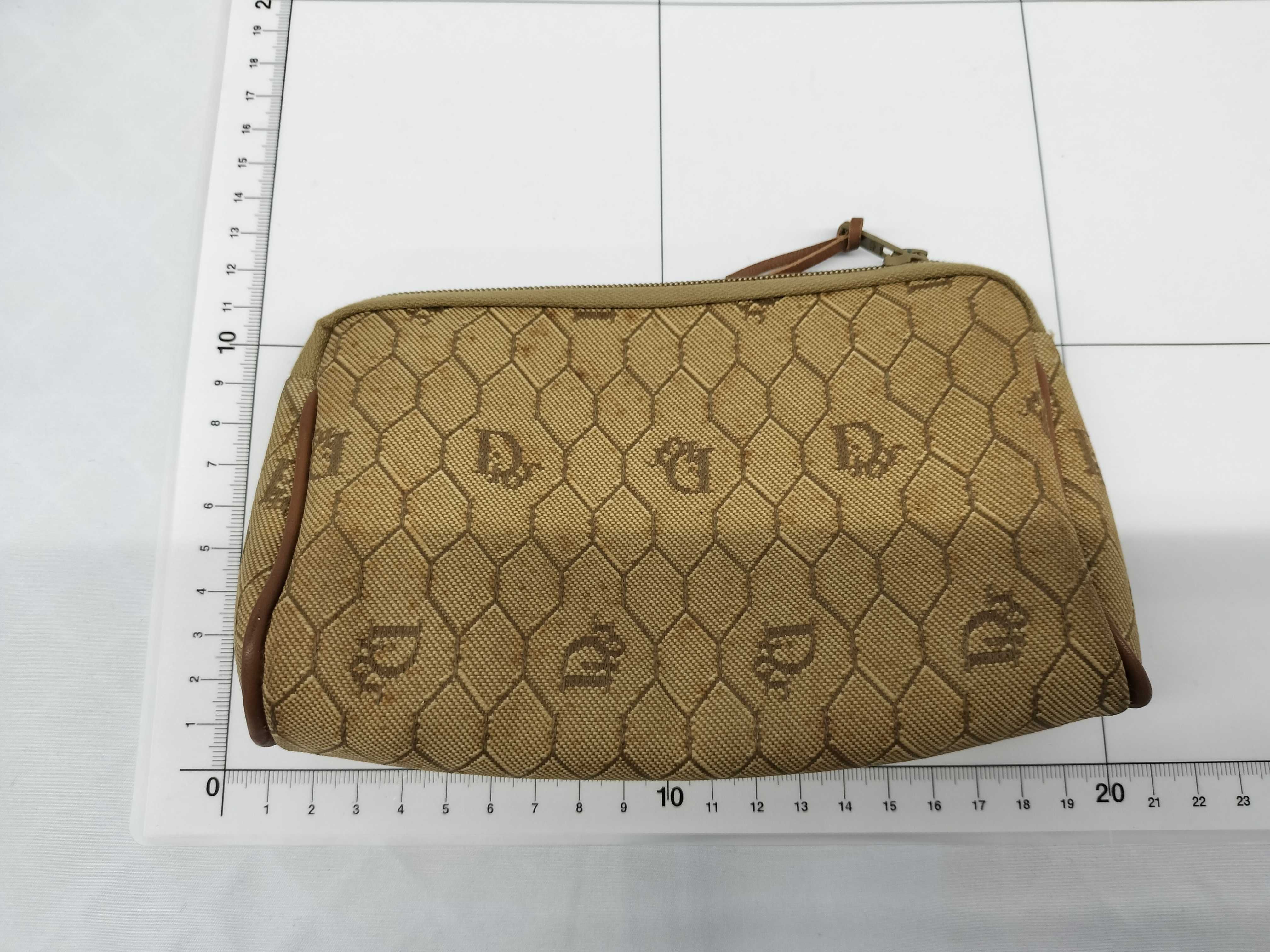 Honeycomb Pattern Pouch — view 2