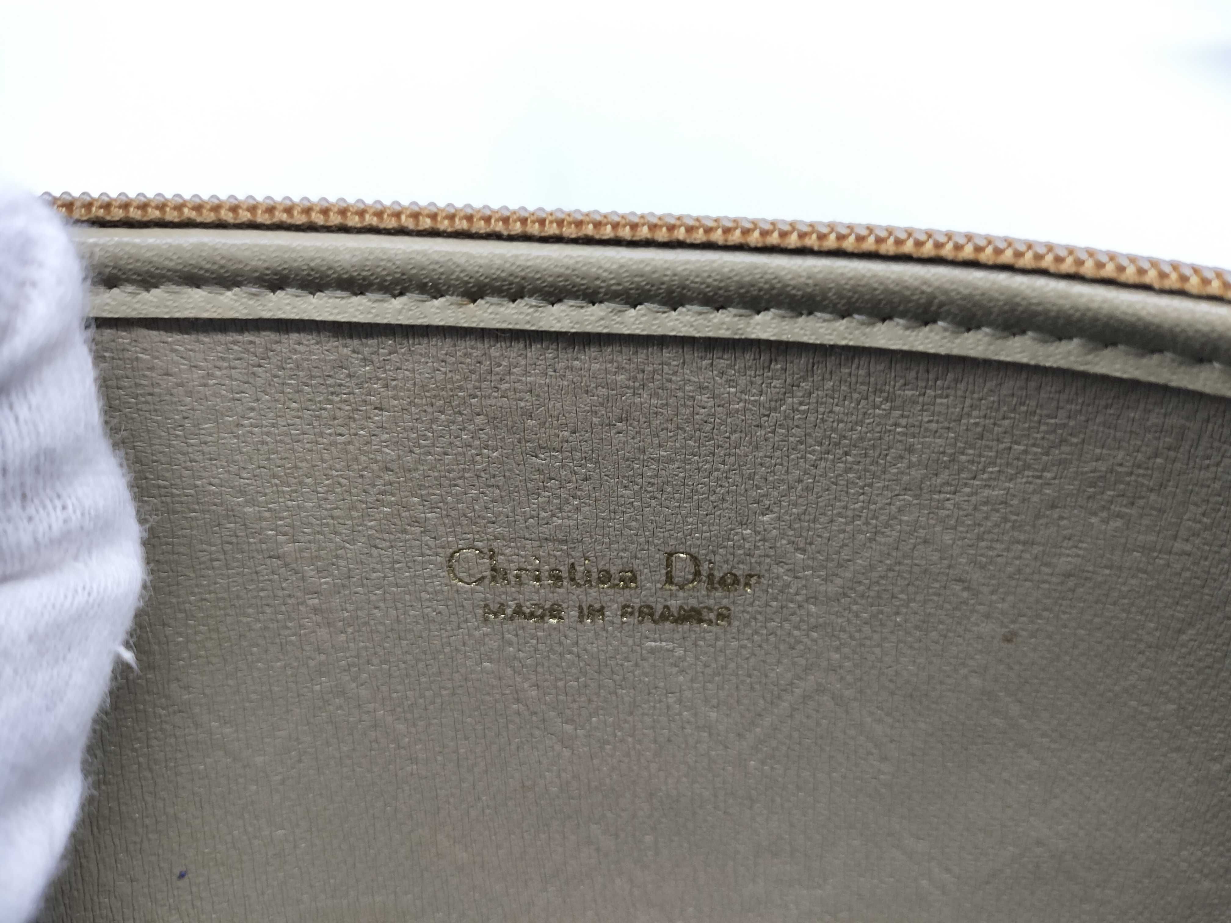 Honeycomb Pattern Pouch — view 10
