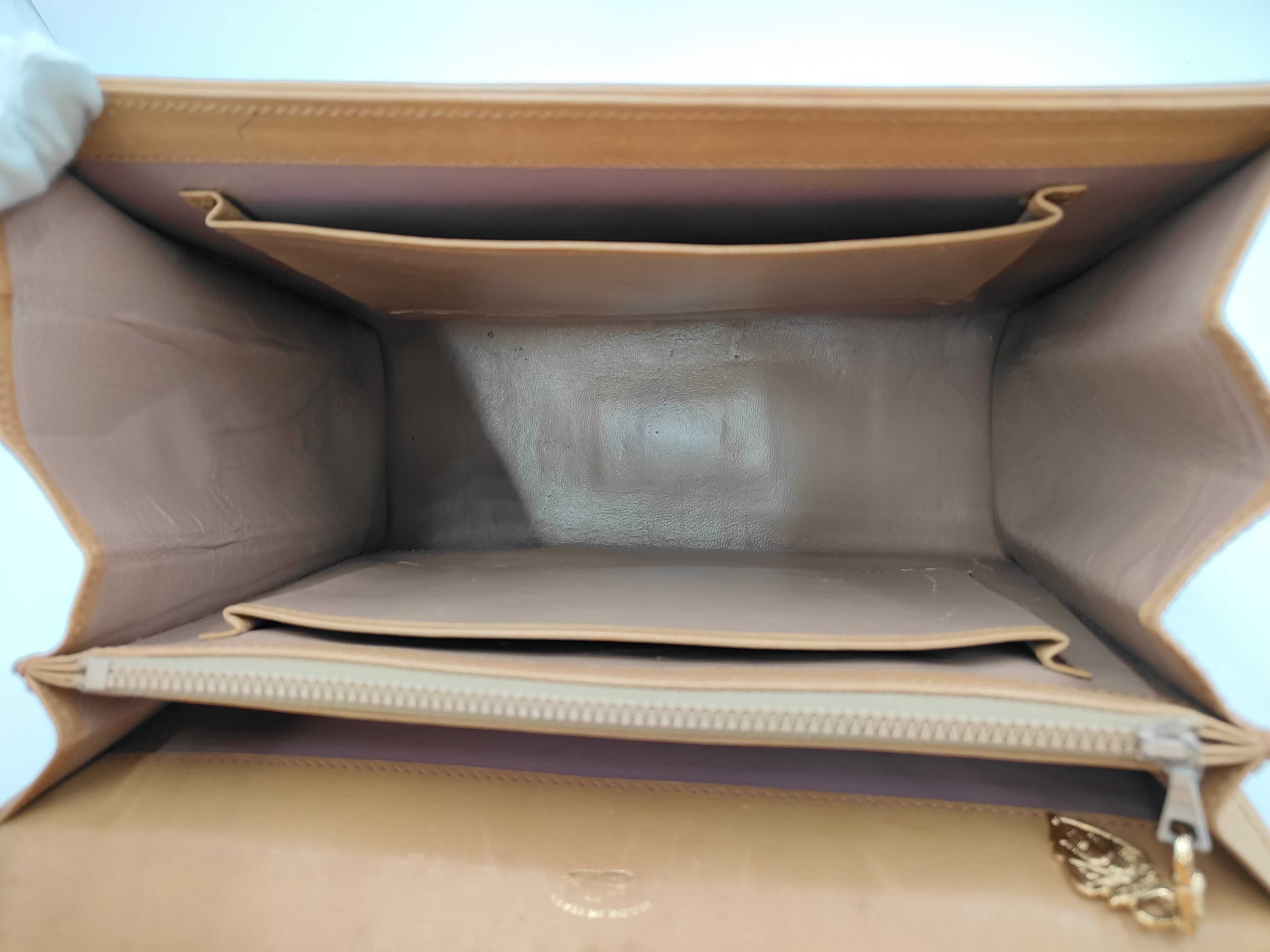 Old Gucci Handbag with Mirror — view 11