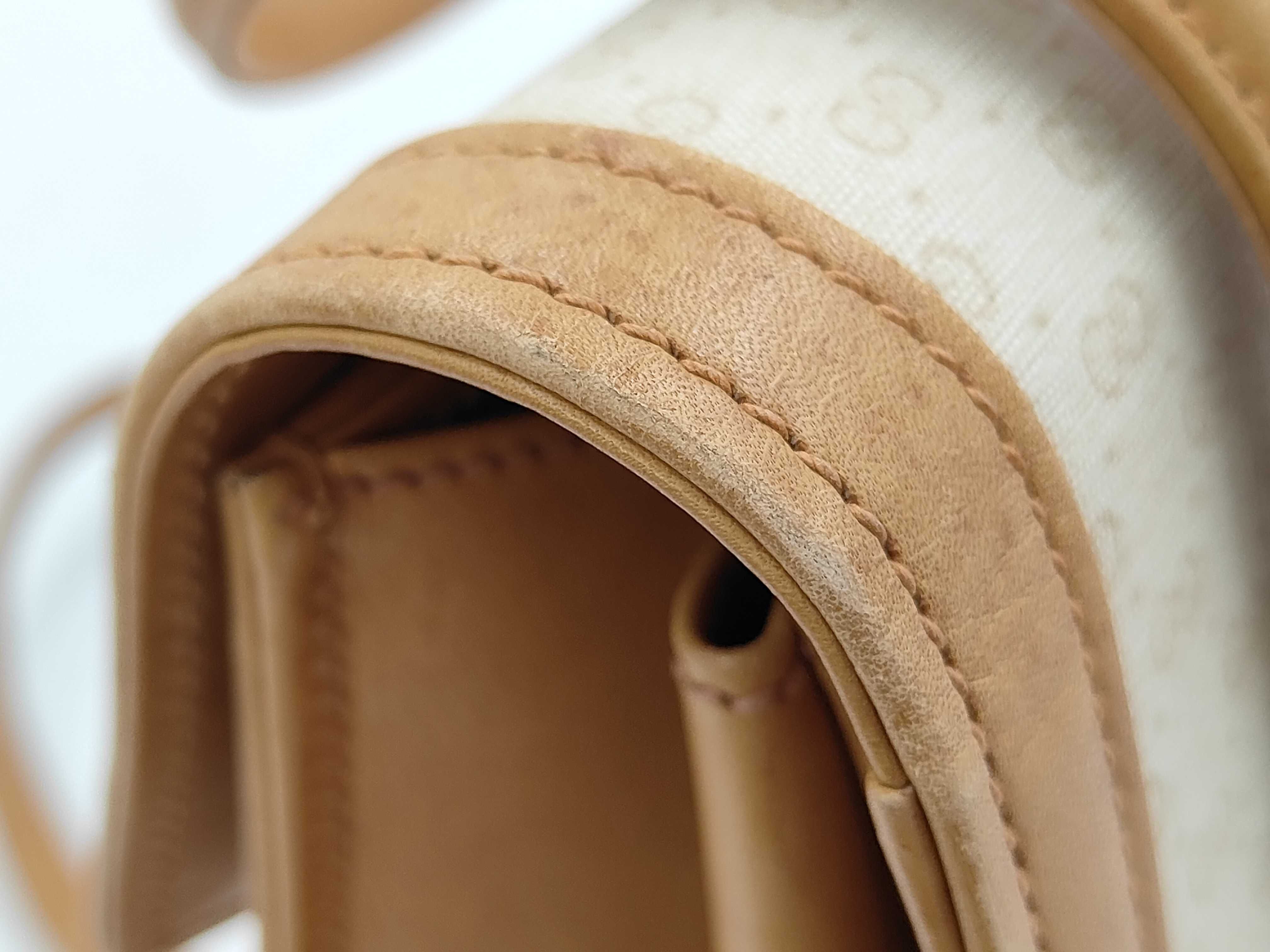 Old Gucci Handbag with Mirror — view 10