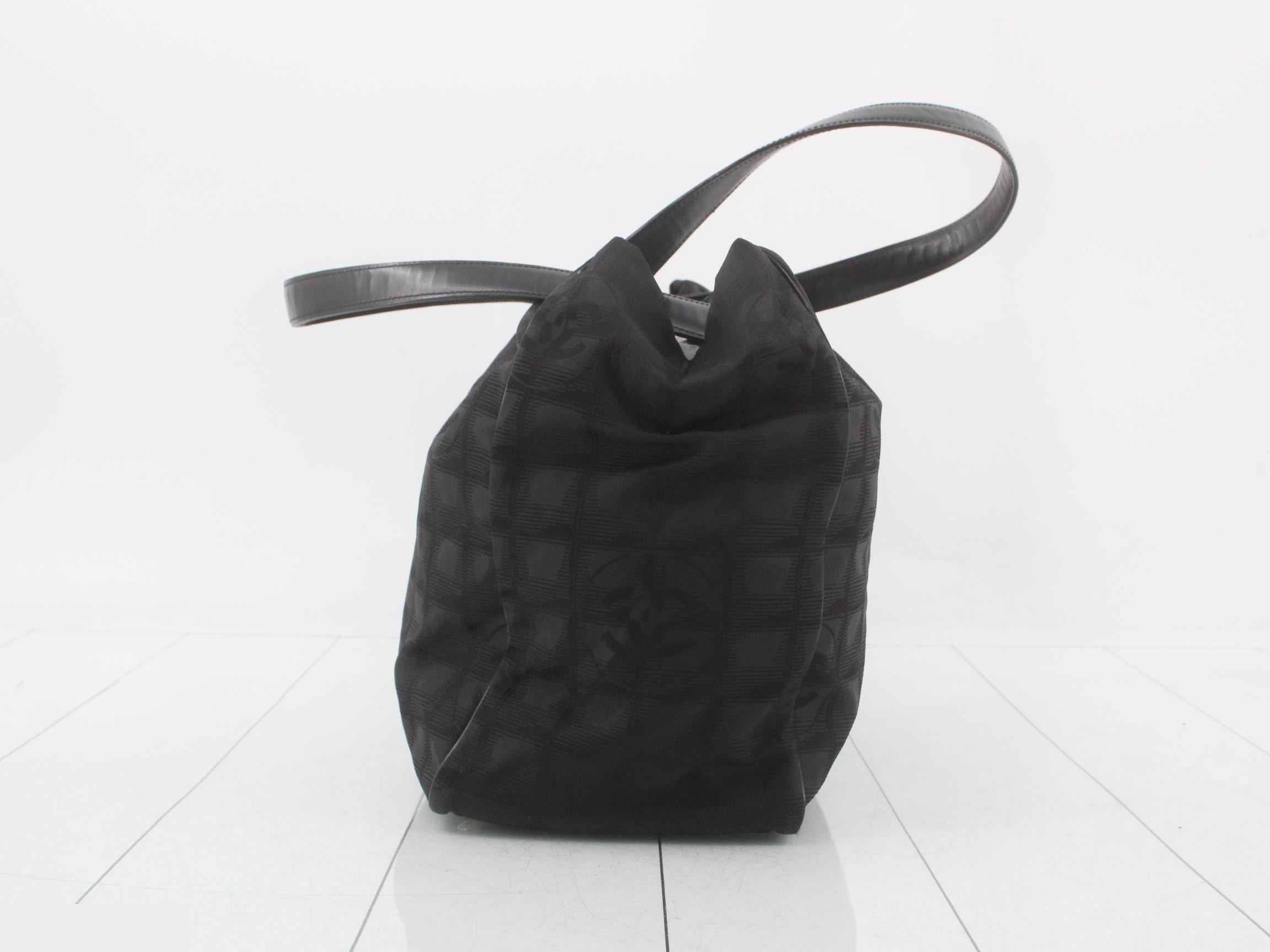 New Travel Line (Bags) - Tote Bag — view 4