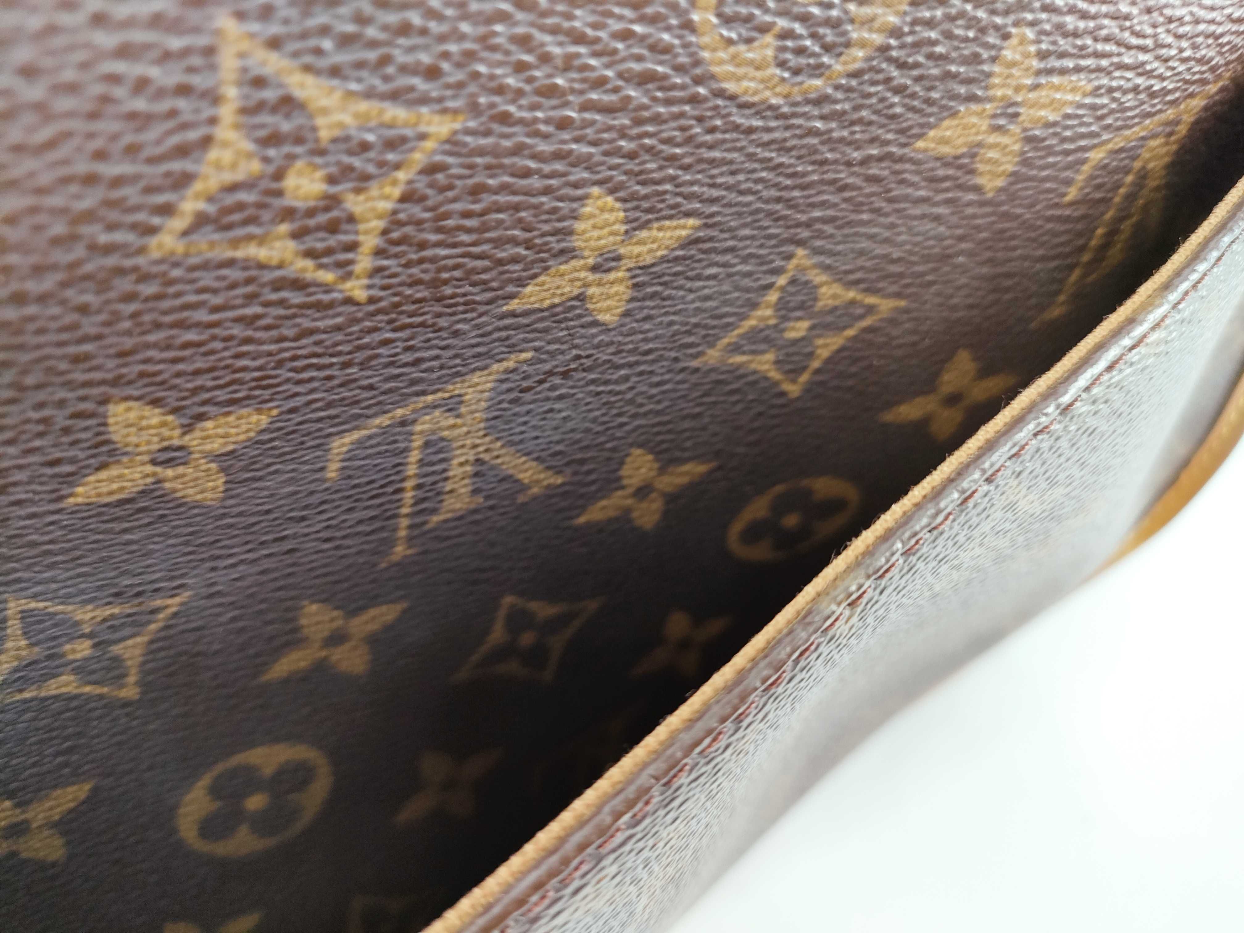 Monogram Sologne M42250 SE0031 Shoulder Bag — view 15