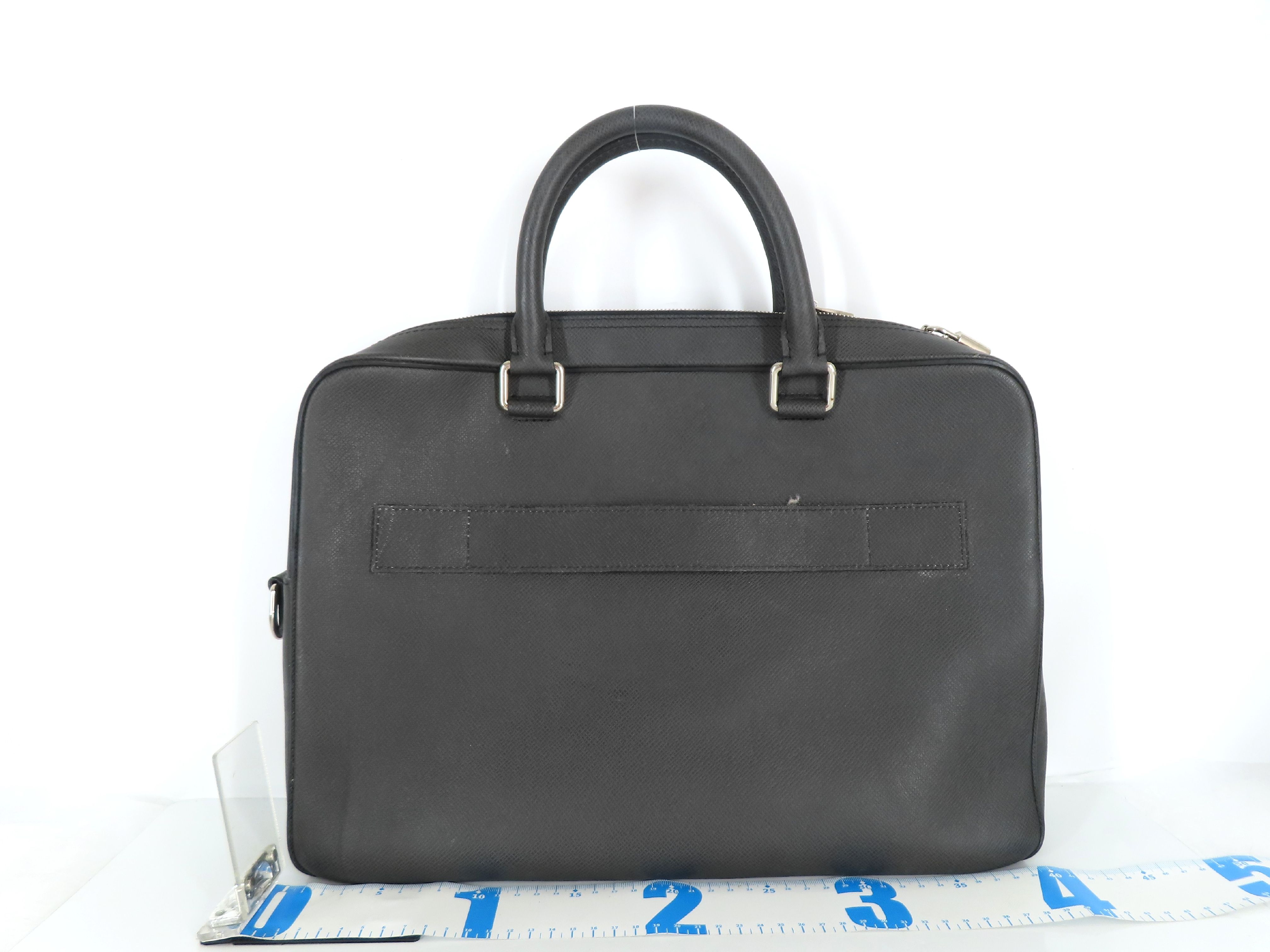 Taiga Vuitton Taiga Port Document Business PM M32952 FL1144 Black Business Bag — view 2