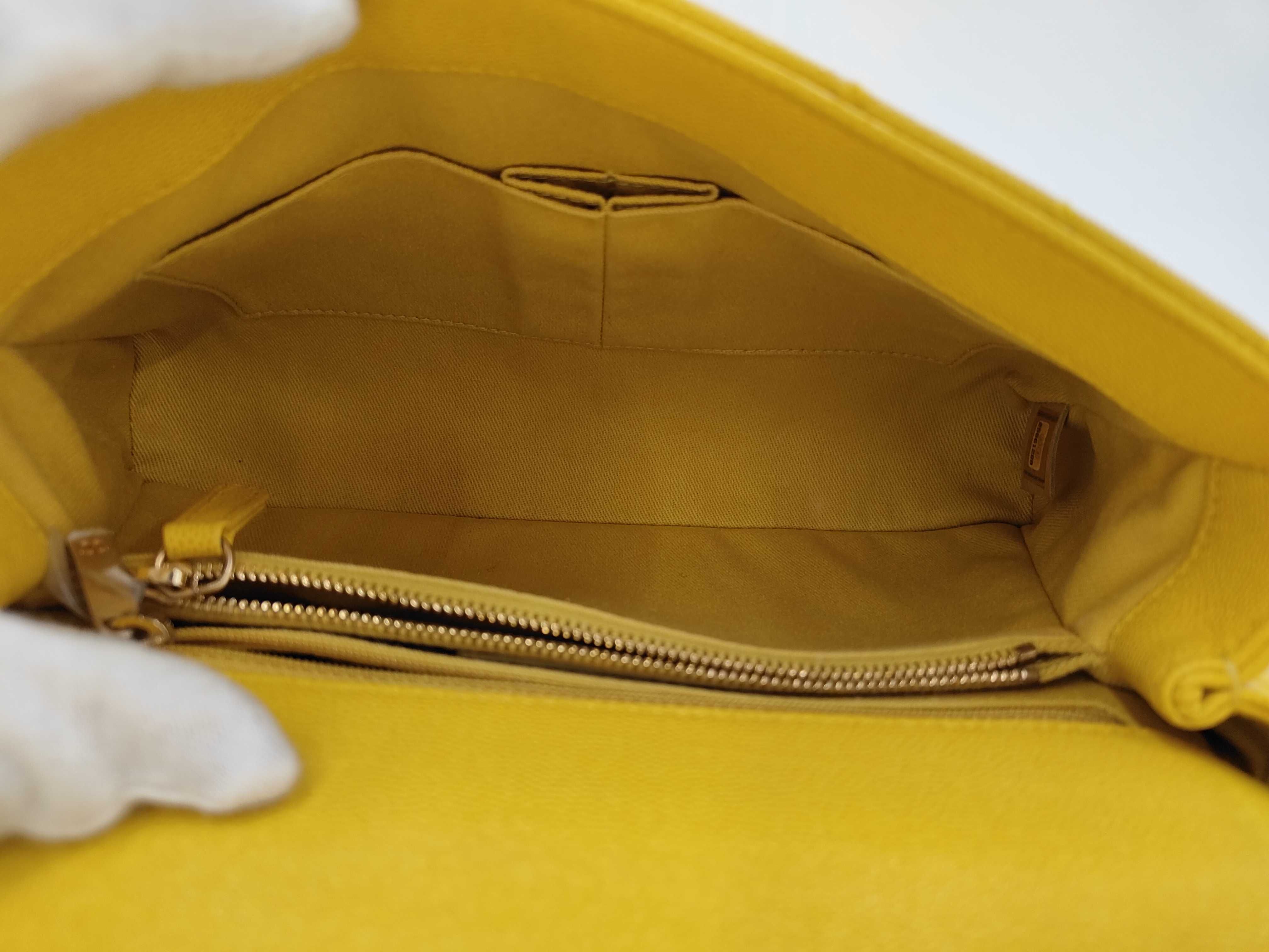 handbag, Matelassé, Coco Mark, Coco Handle, caviar leather handbag — view 12