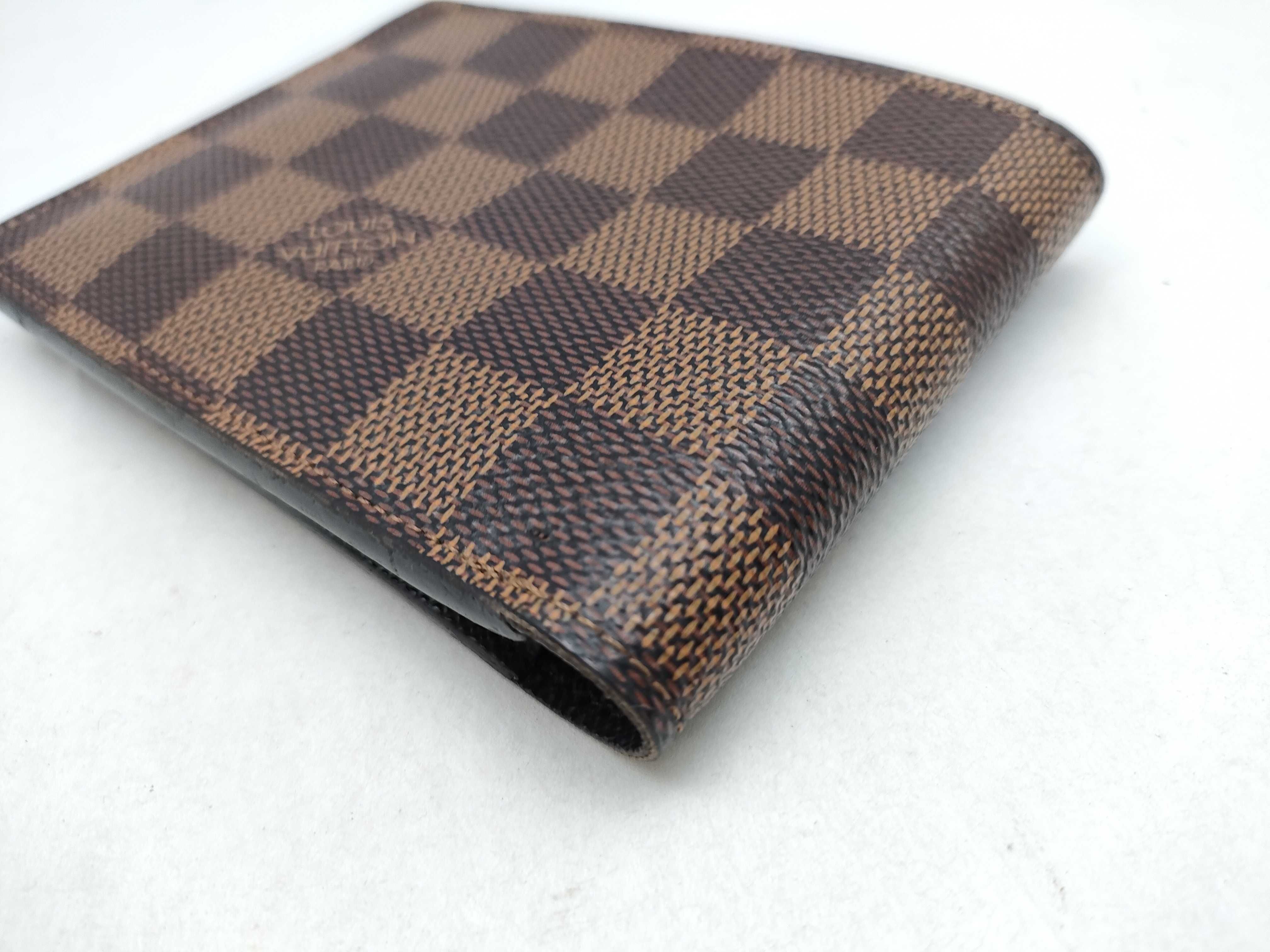 Damier Bi-fold Wallet — view 3