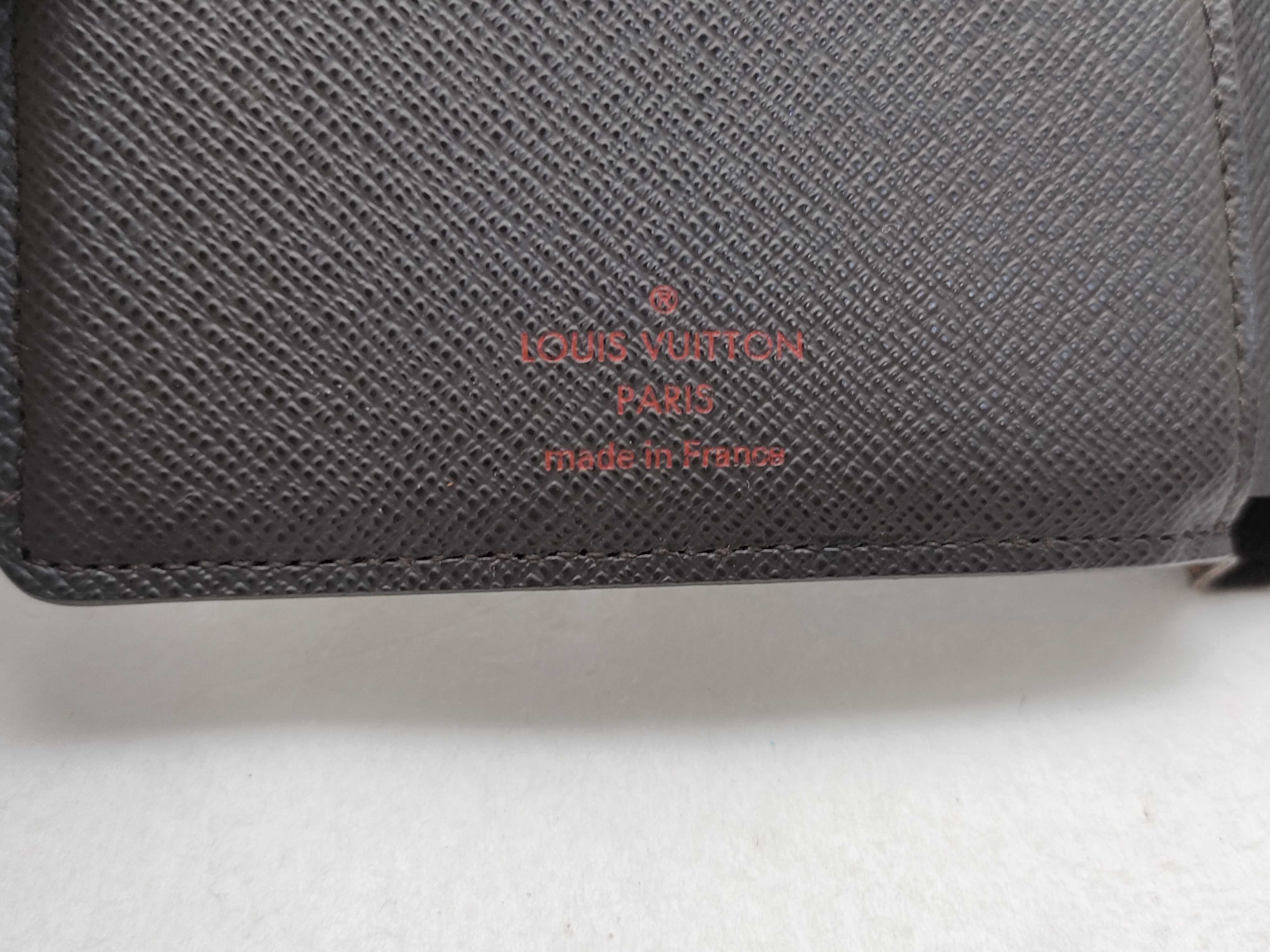Damier Bi-fold Wallet — view 9