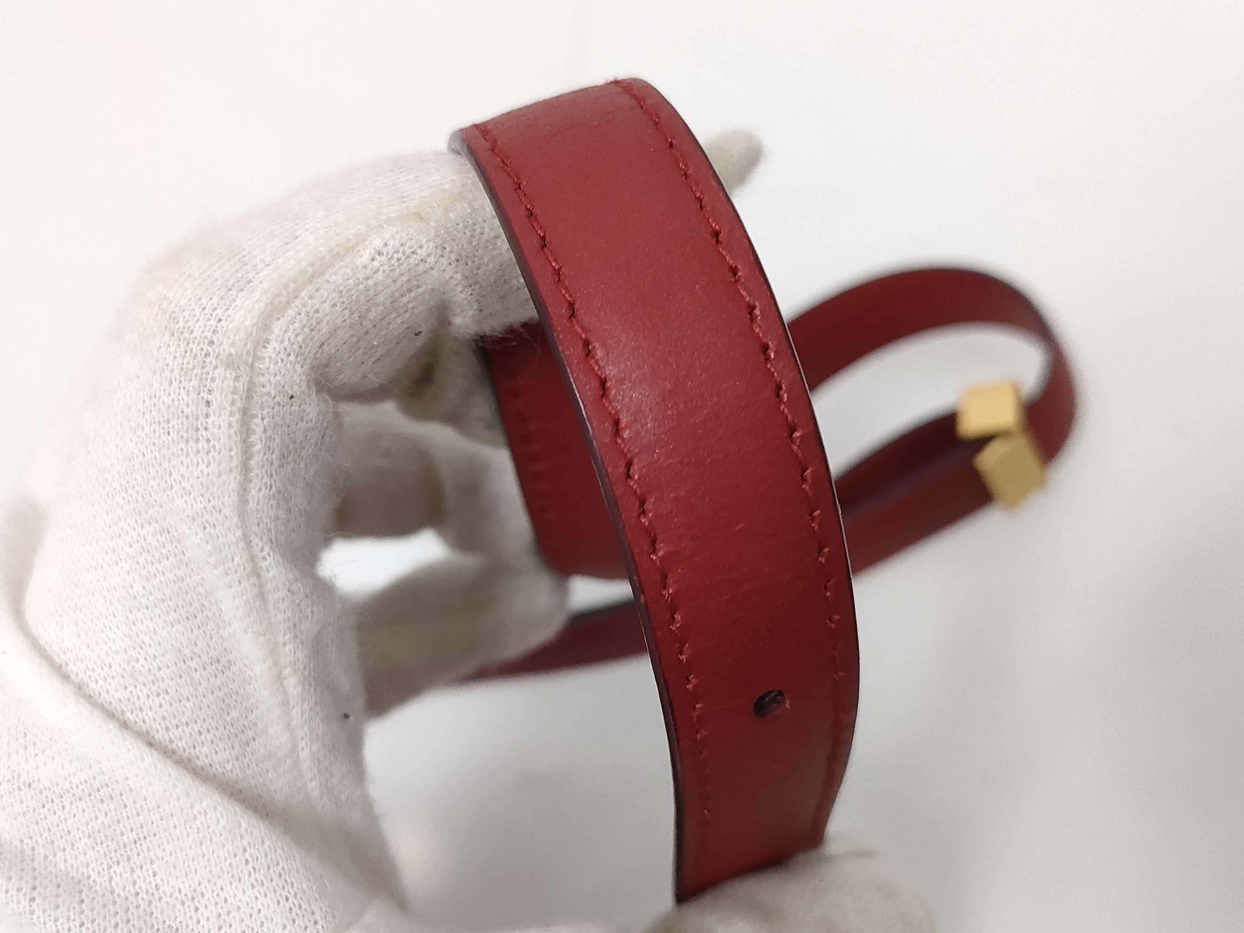 Classic Box Small Shoulder Bag — view 5