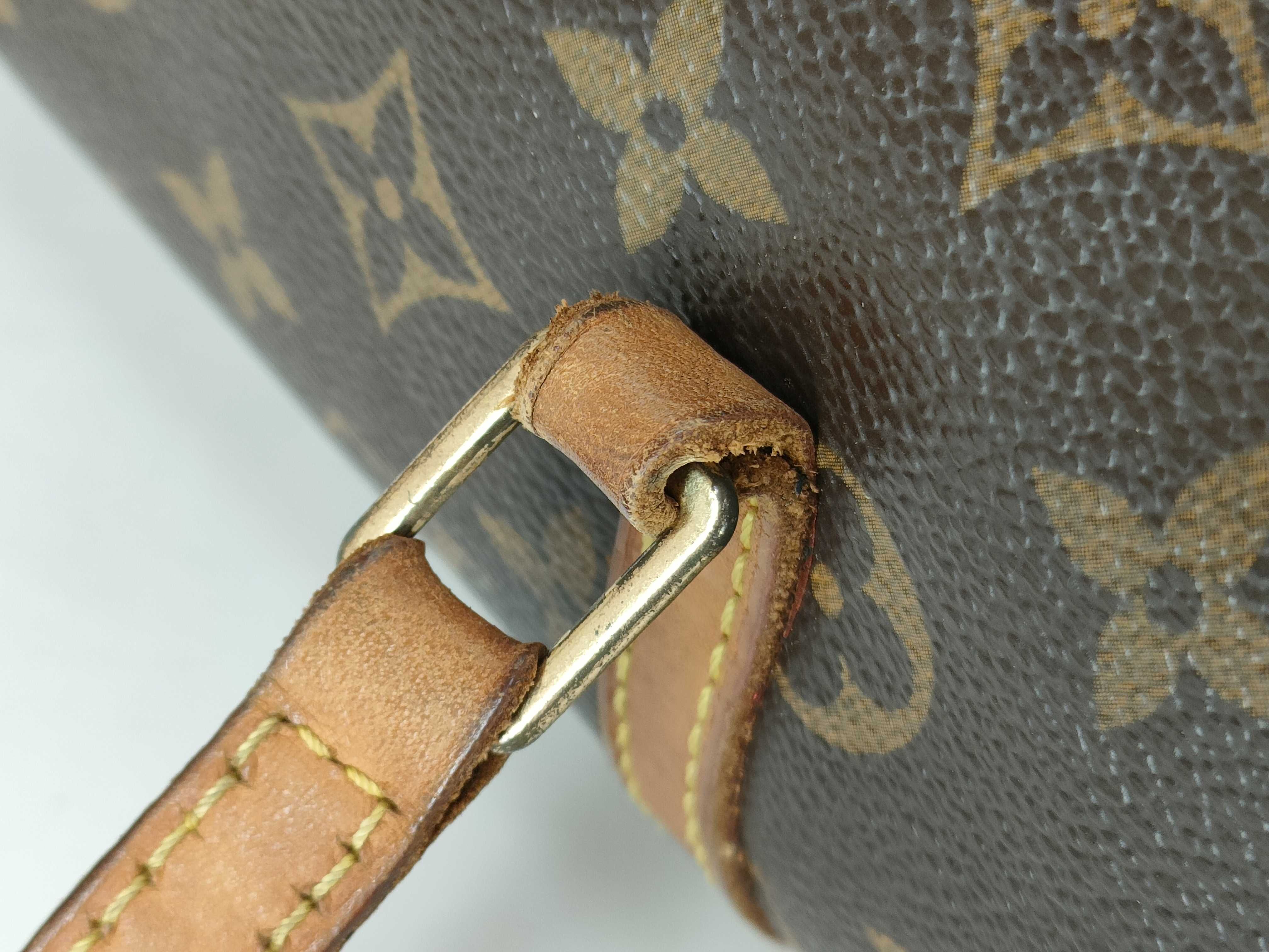 Monogram Bag / Louis Vuitton / Papillon Handbag — view 5