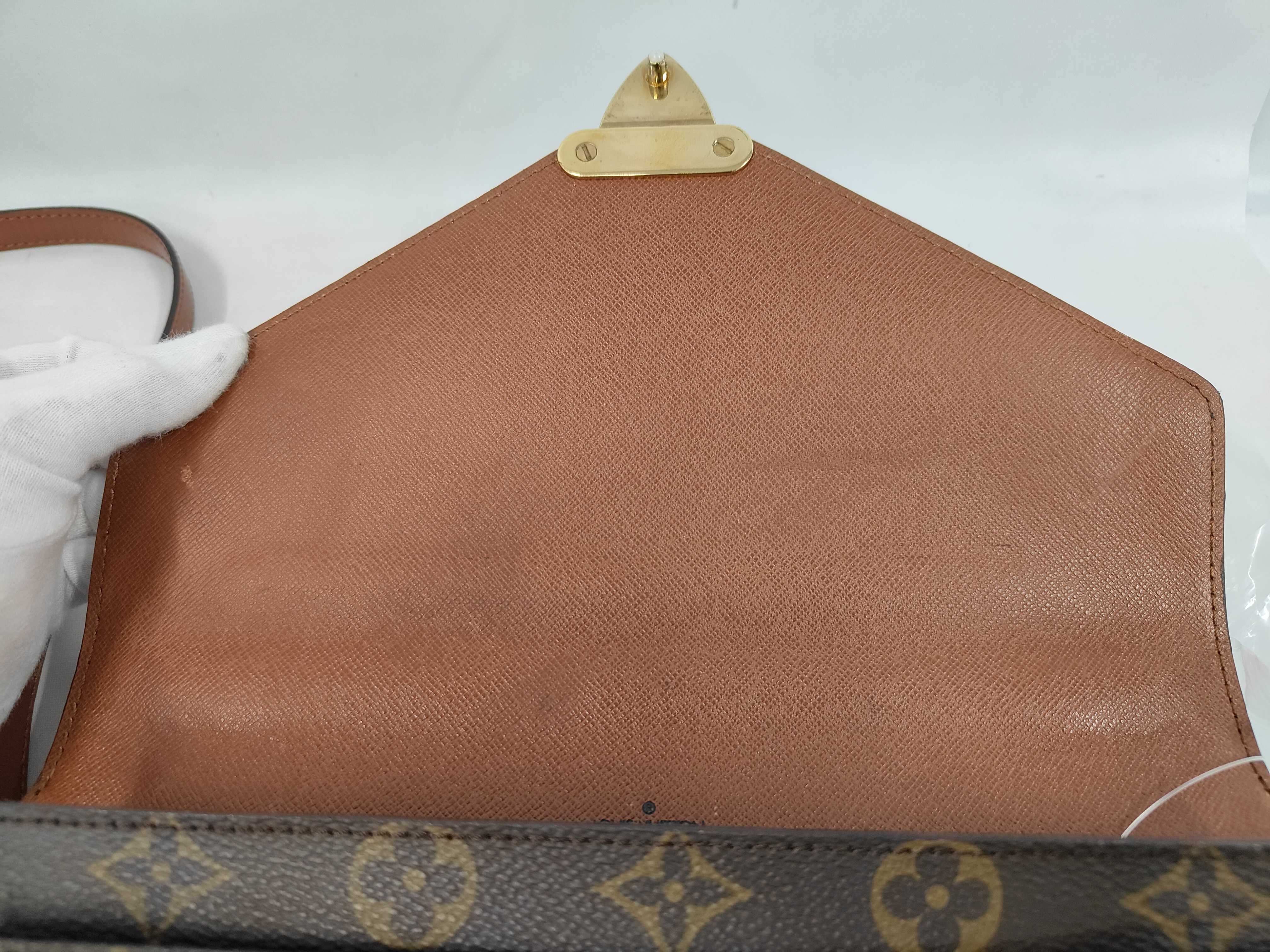 Monceau 26 M51185 A20941 Shoulder Bag — view 10