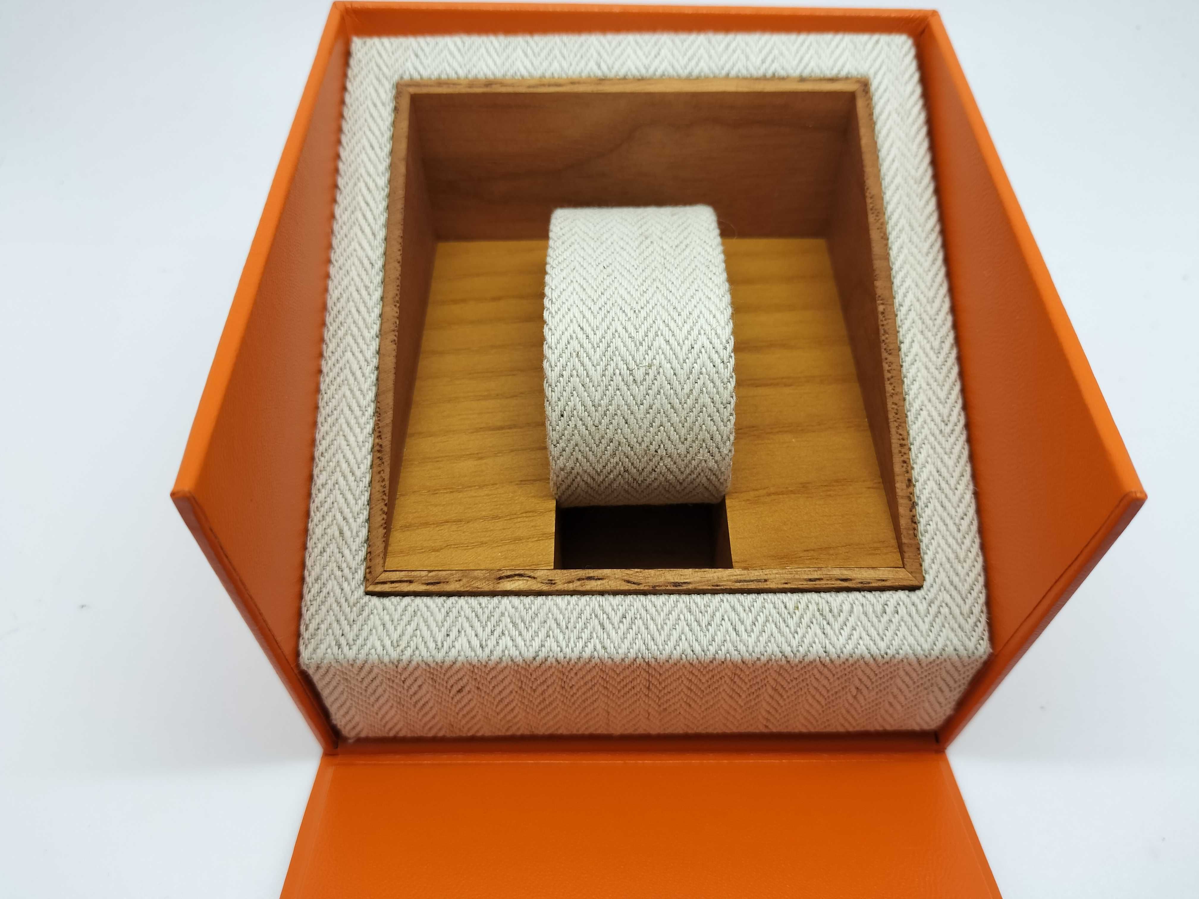 watch empty box/links and other accessories — view 6