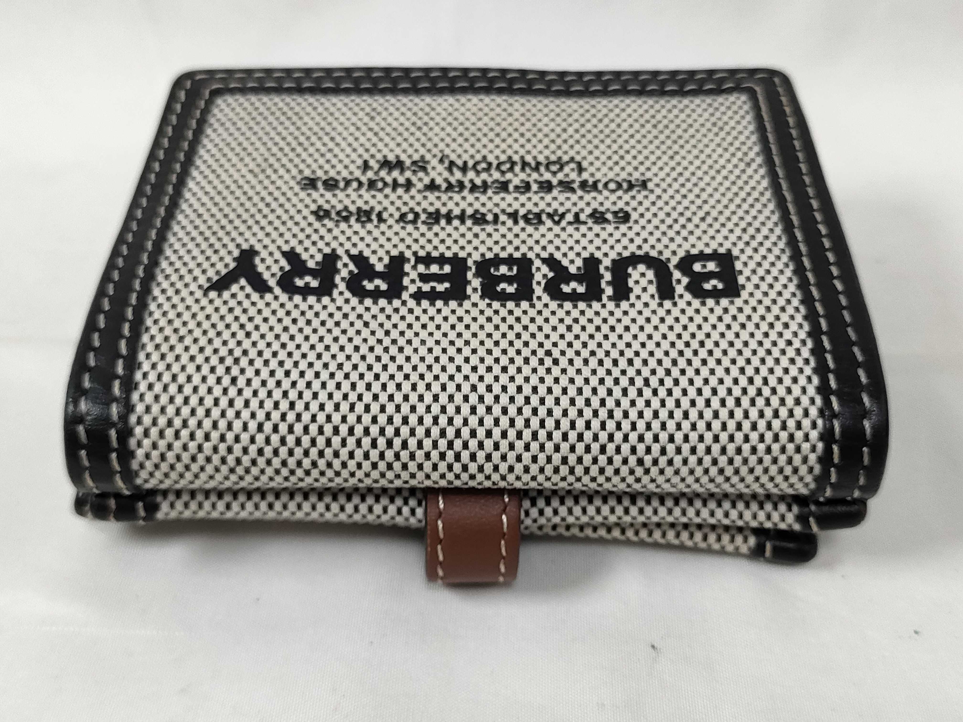 wallet — view 5