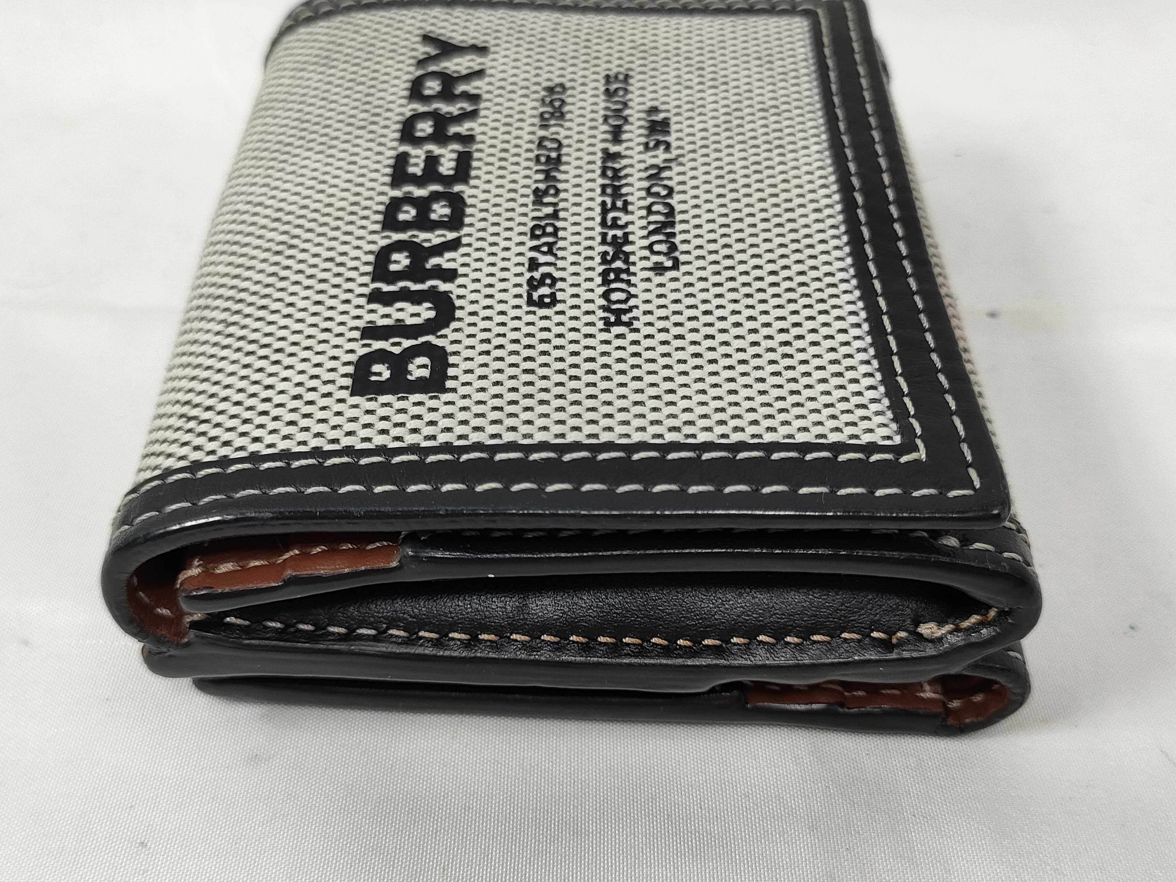 wallet — view 6