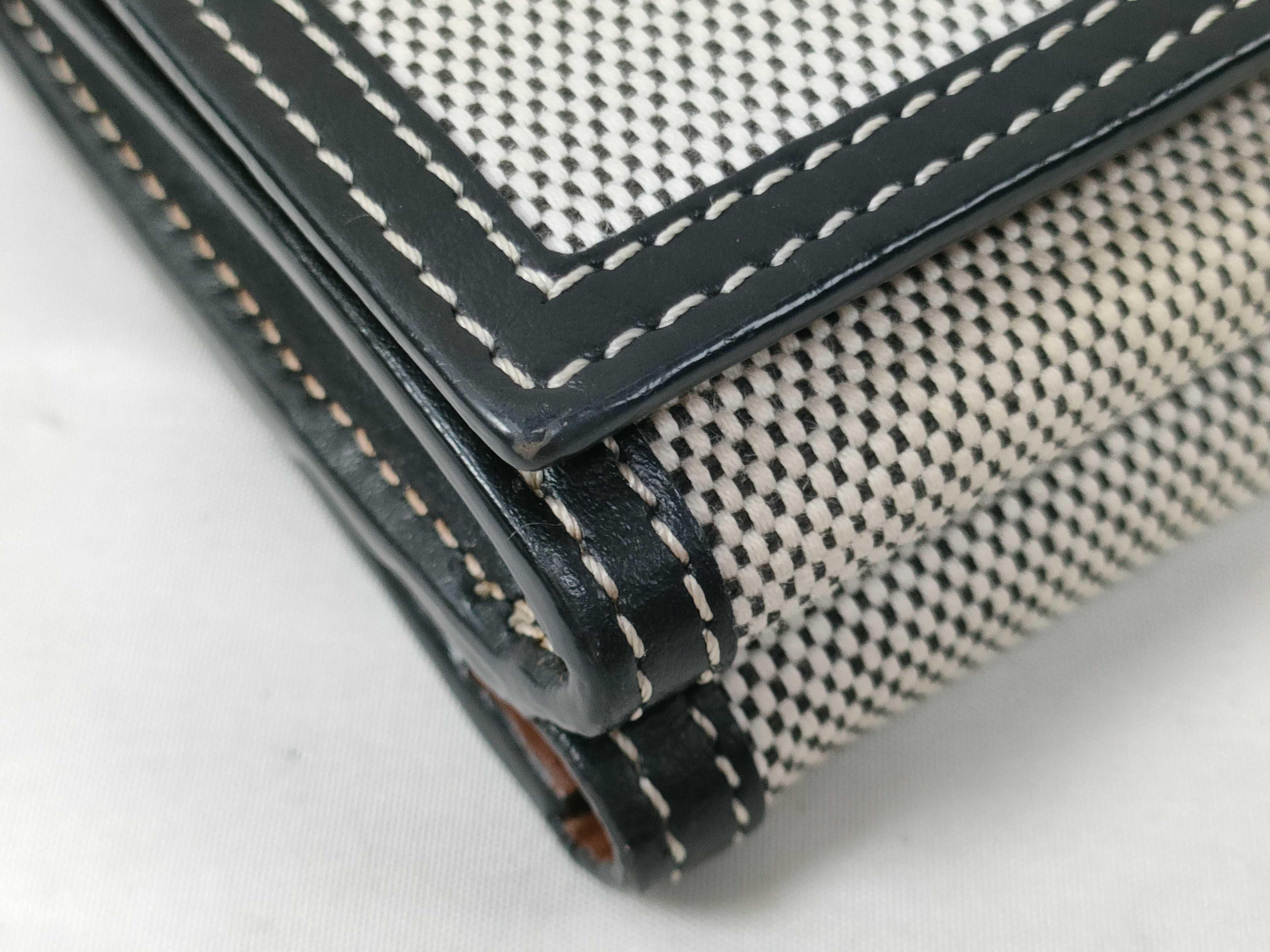 wallet — view 7