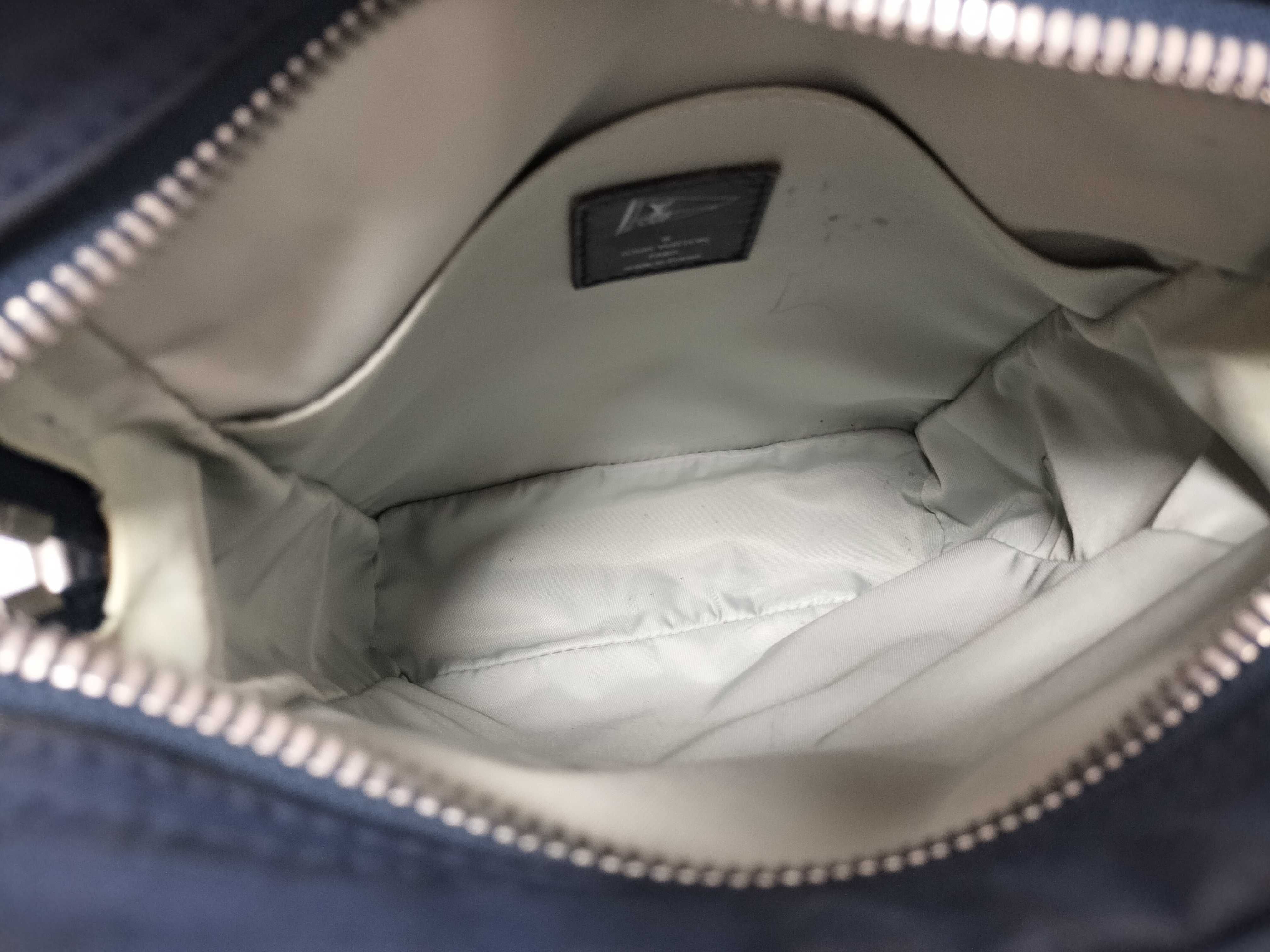 Shoulder bag — view 11