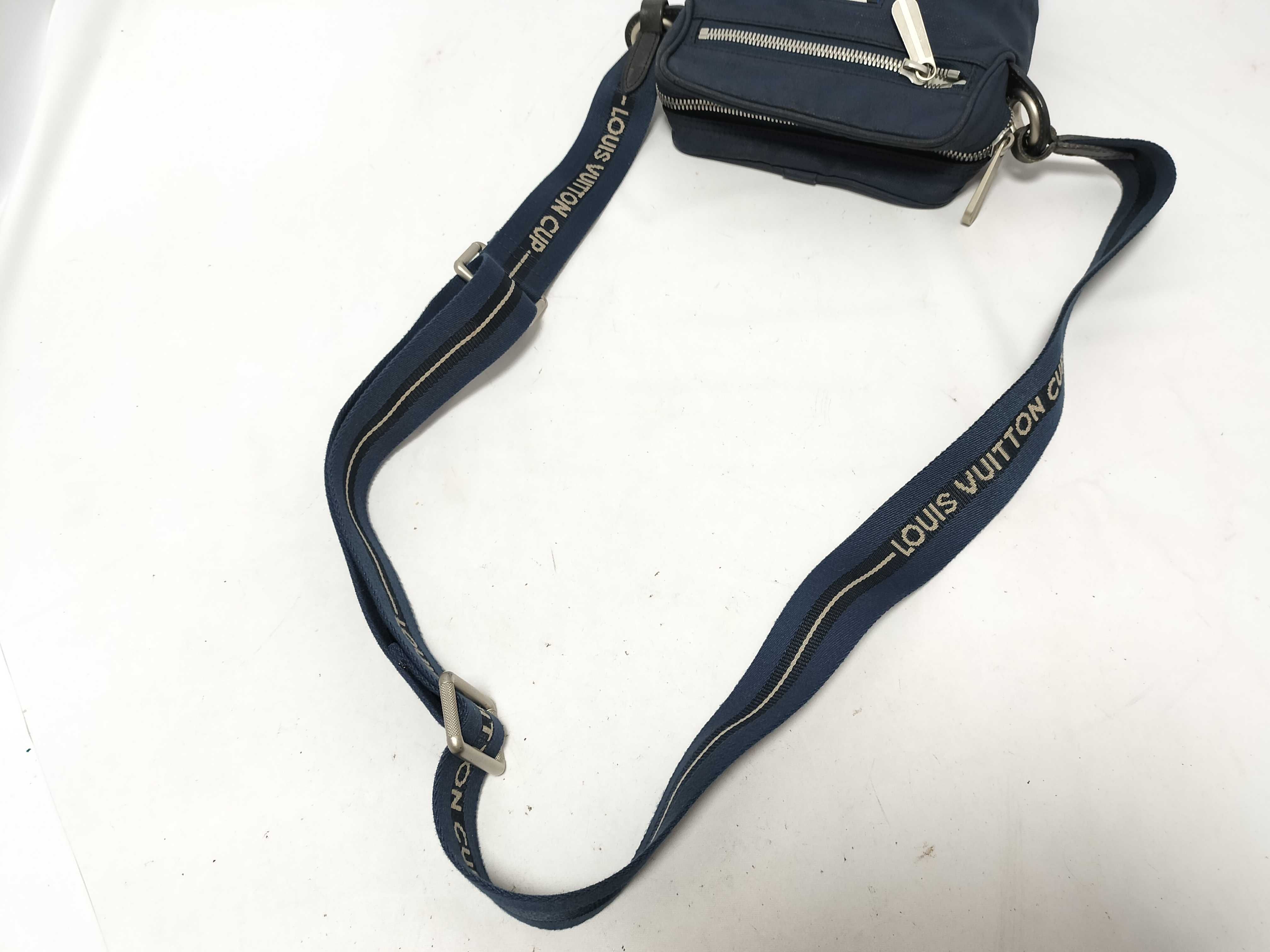 Shoulder bag — view 4