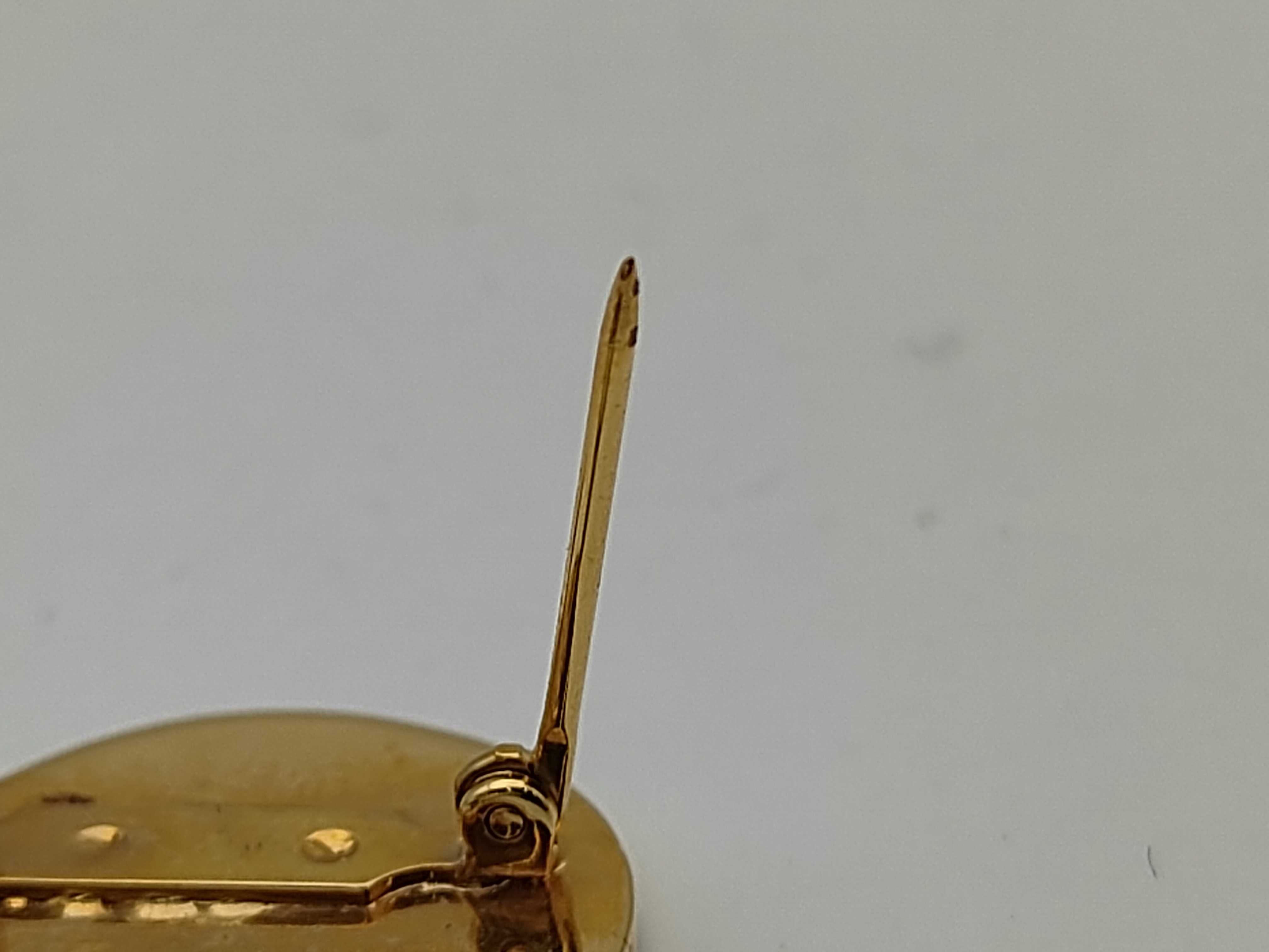 Cambon Brooch Matelassé Bag Charm Coco Mark Gold Brooch — view 6