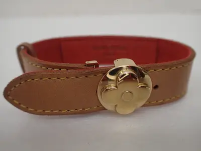Good Luck Bracelet, Natural Calfskin, Wrist size approximately 17.5 cm