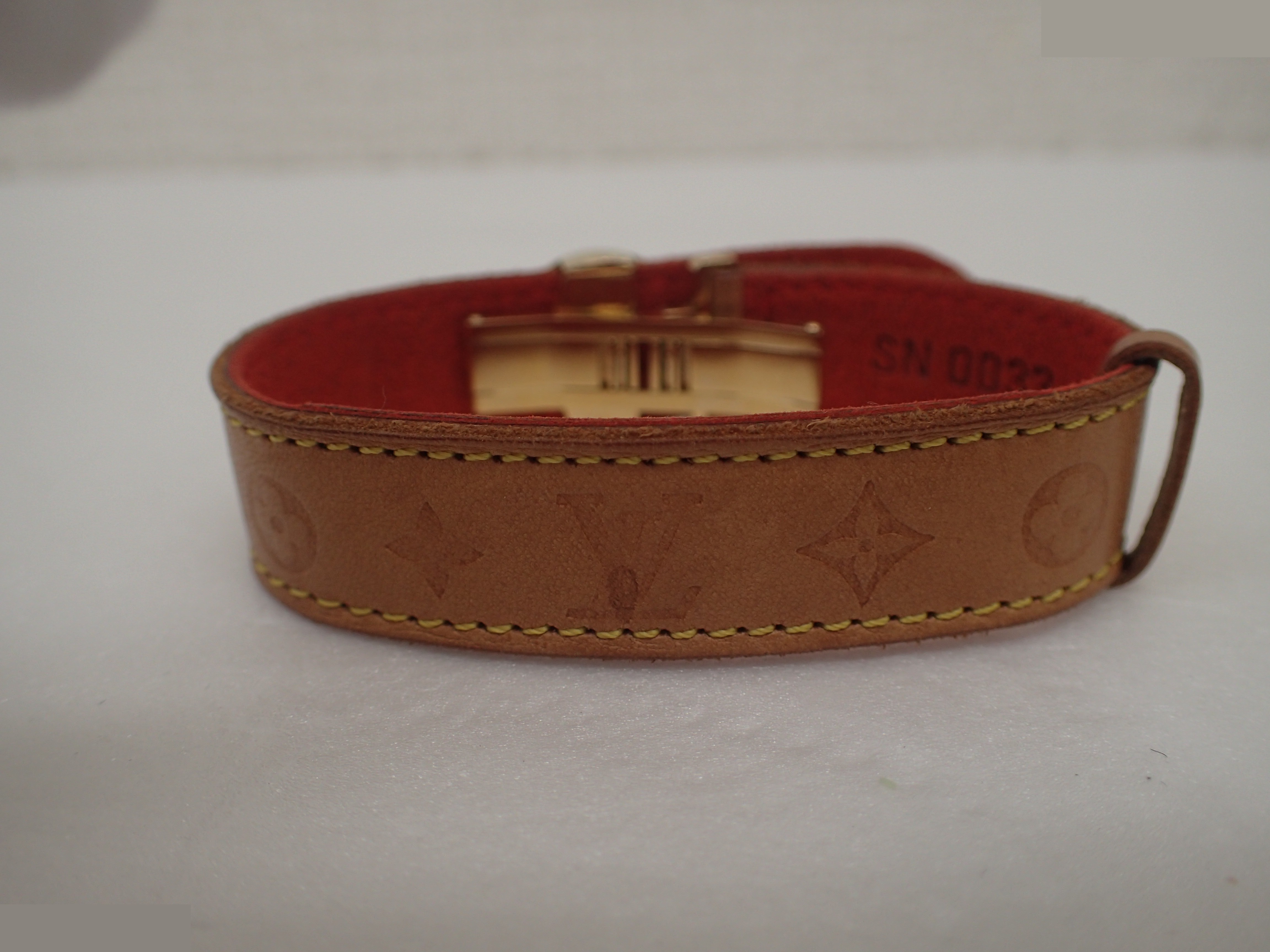 Good Luck Bracelet, Natural Calfskin, Wrist size approximately 17.5 cm — view 2