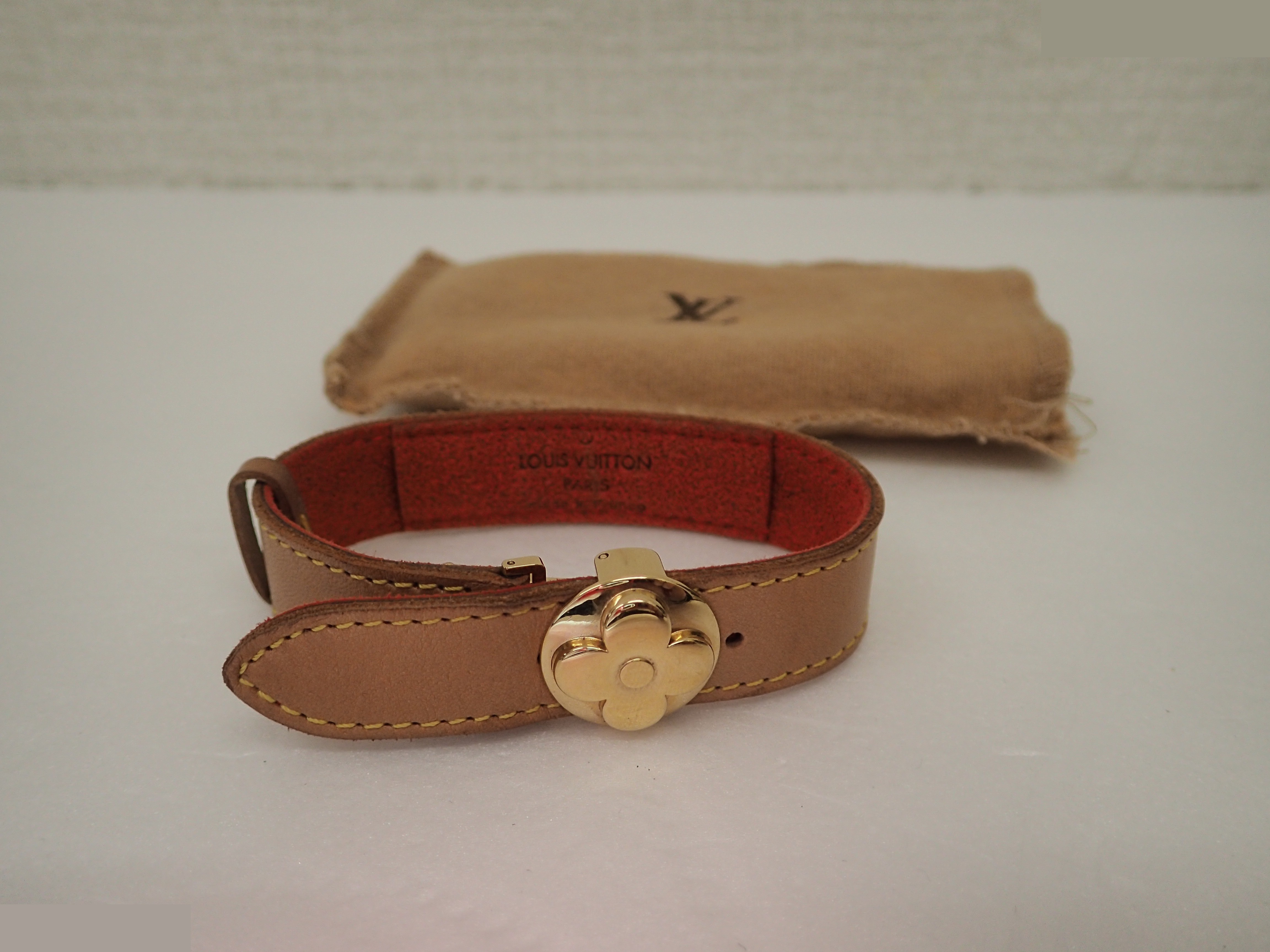 Good Luck Bracelet, Natural Calfskin, Wrist size approximately 17.5 cm — view 8