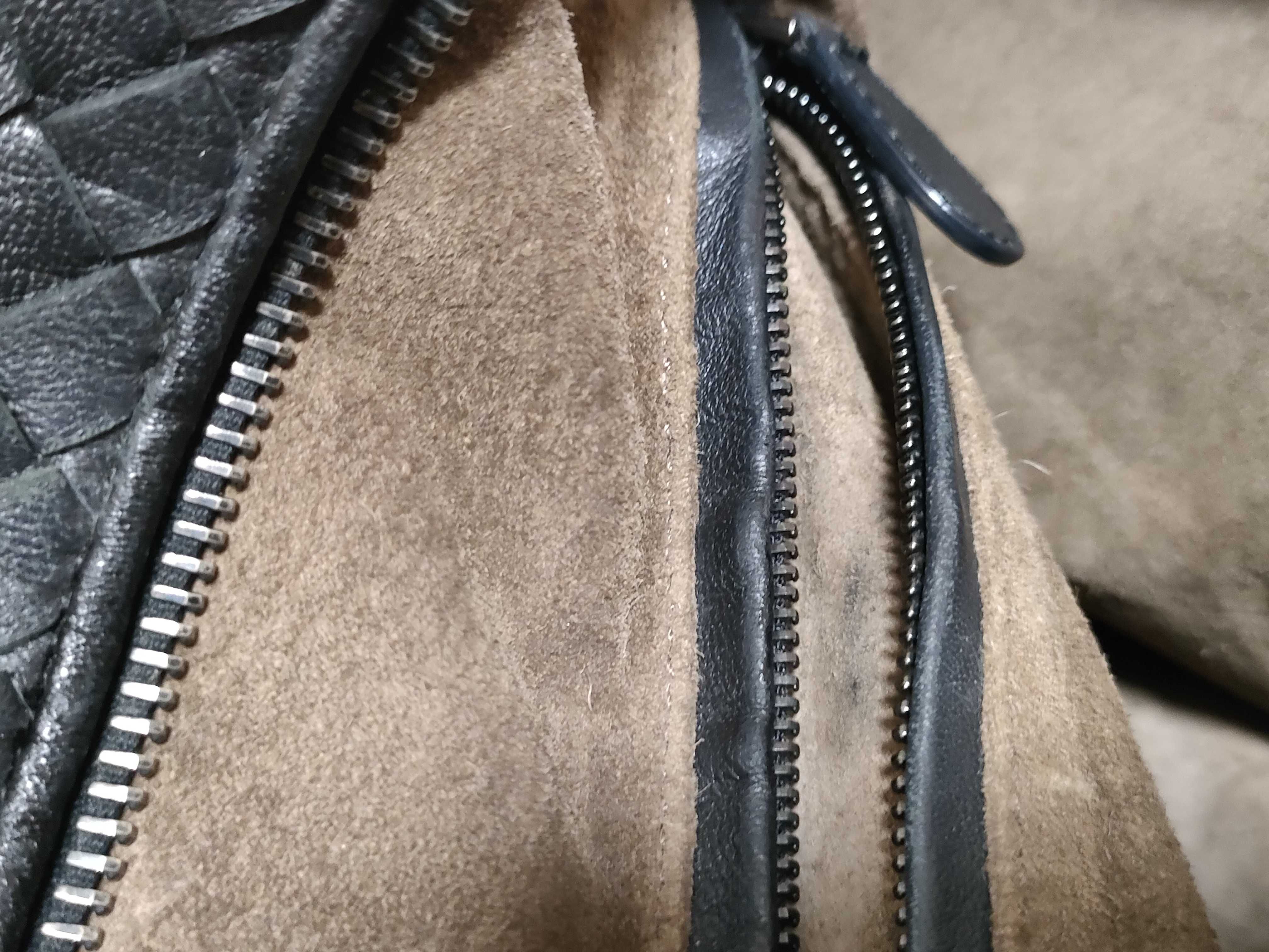 Intrecciato Shoulder Bag — view 14