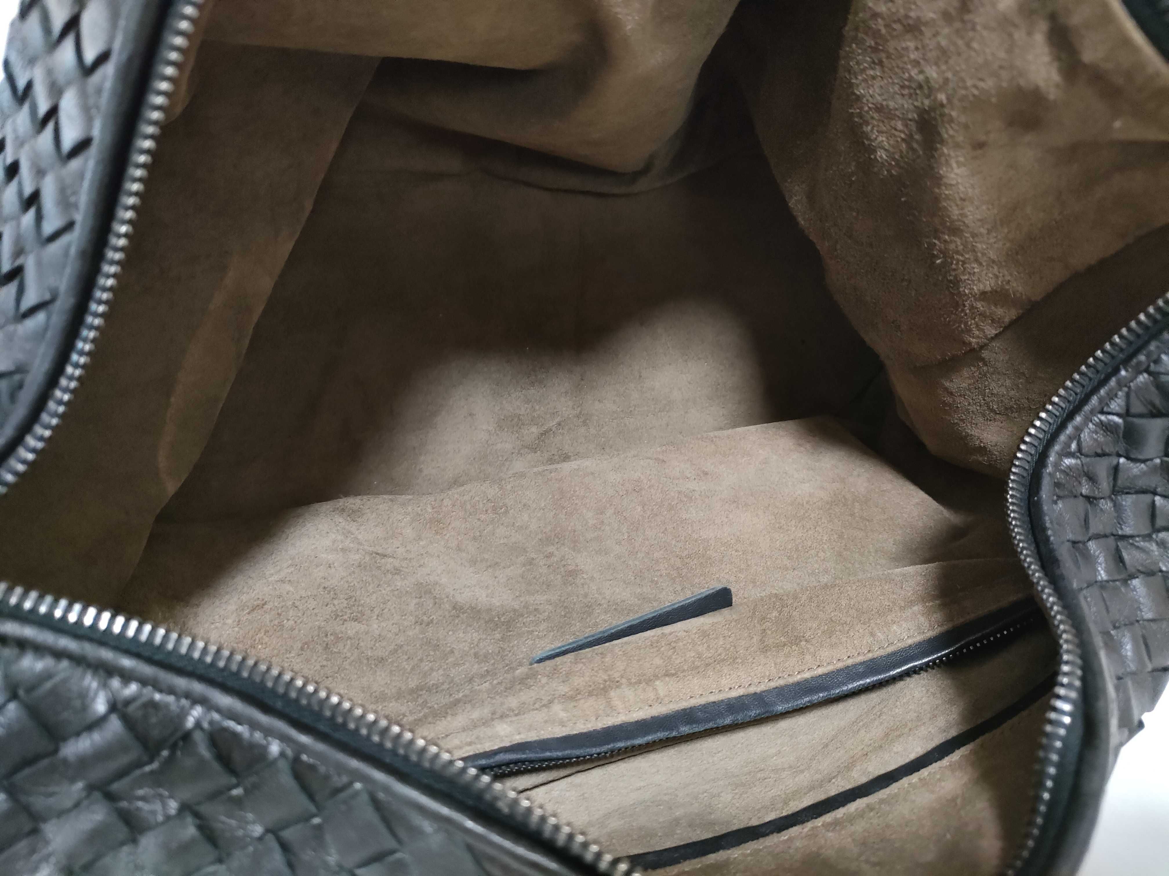 Intrecciato Shoulder Bag — view 10