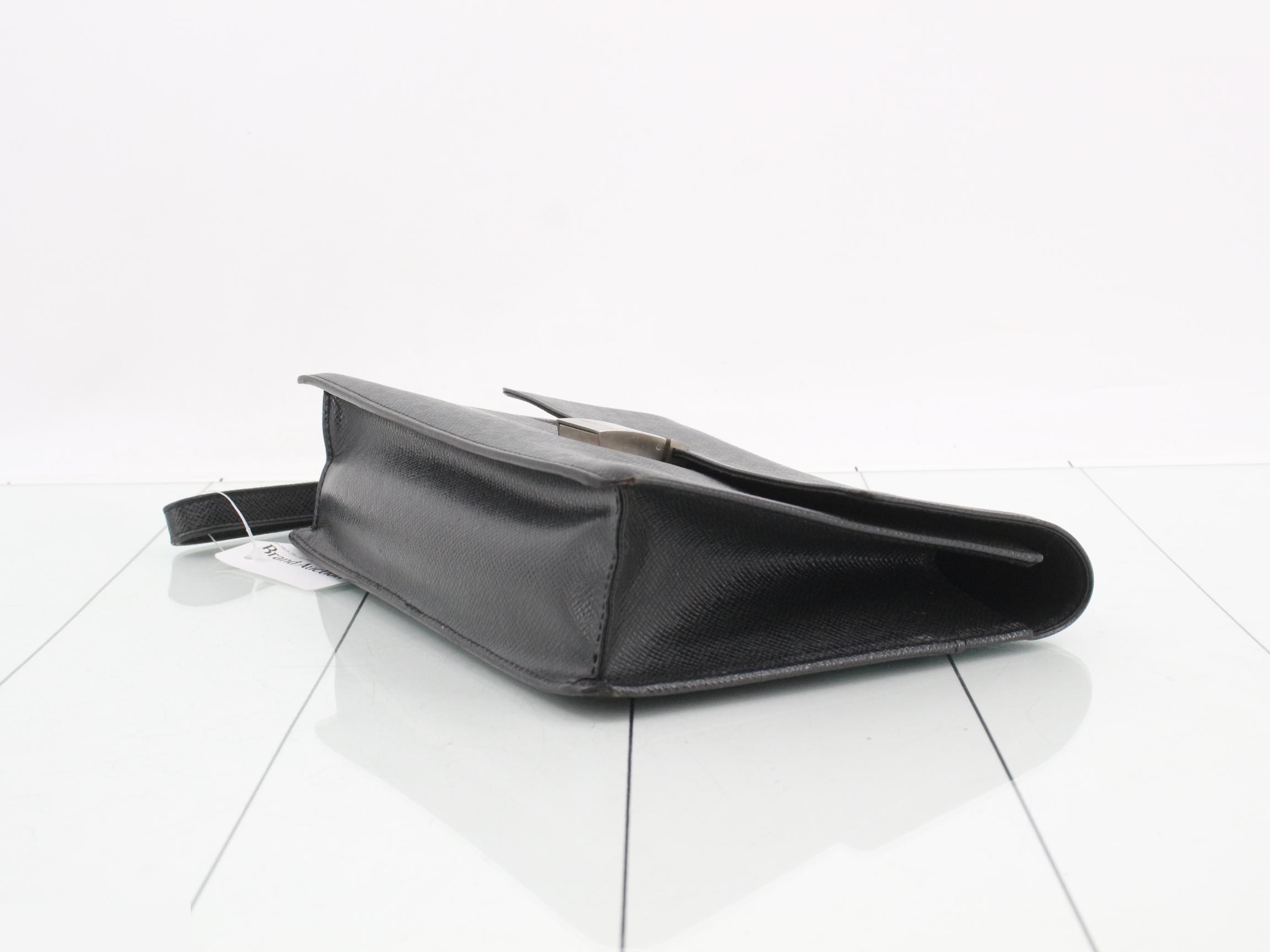 Taiga Selenga Clutch Bag M30782 — view 6