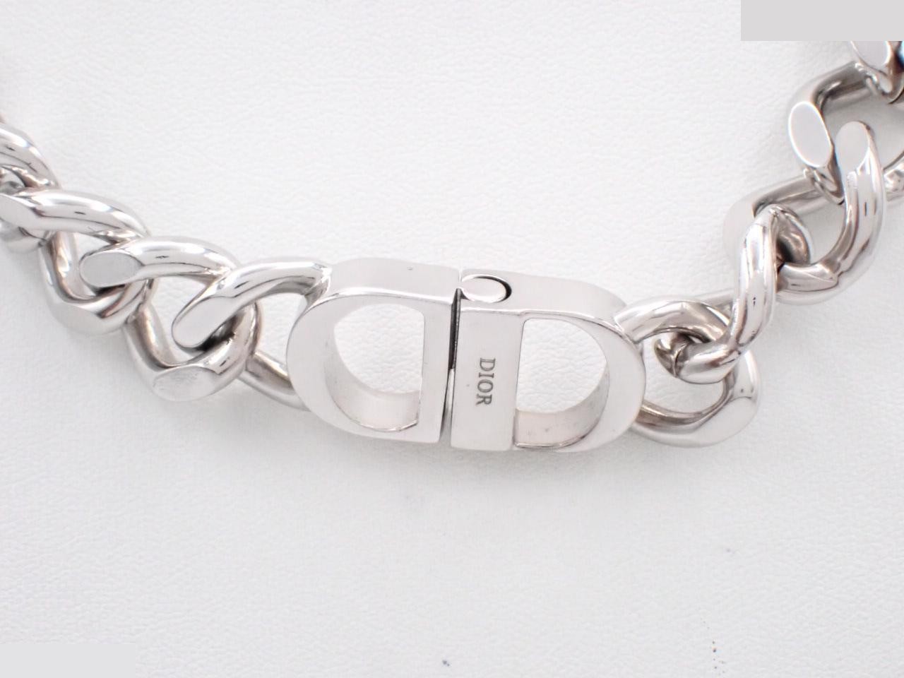 Silver necklace, approximately 45 cm in length. — view 2