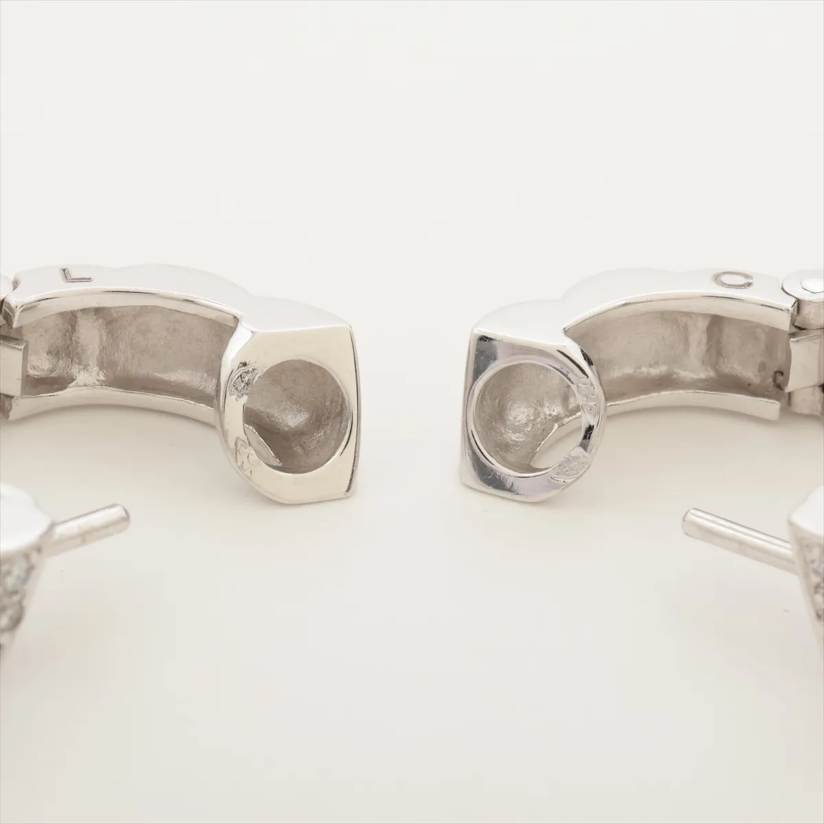 Profield Camellia Diamond Earrings 750(WG) 10.6g — view 4