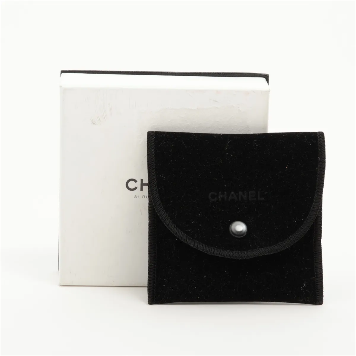 Profield Camellia Diamond Earrings 750(WG) 10.6g — view 6