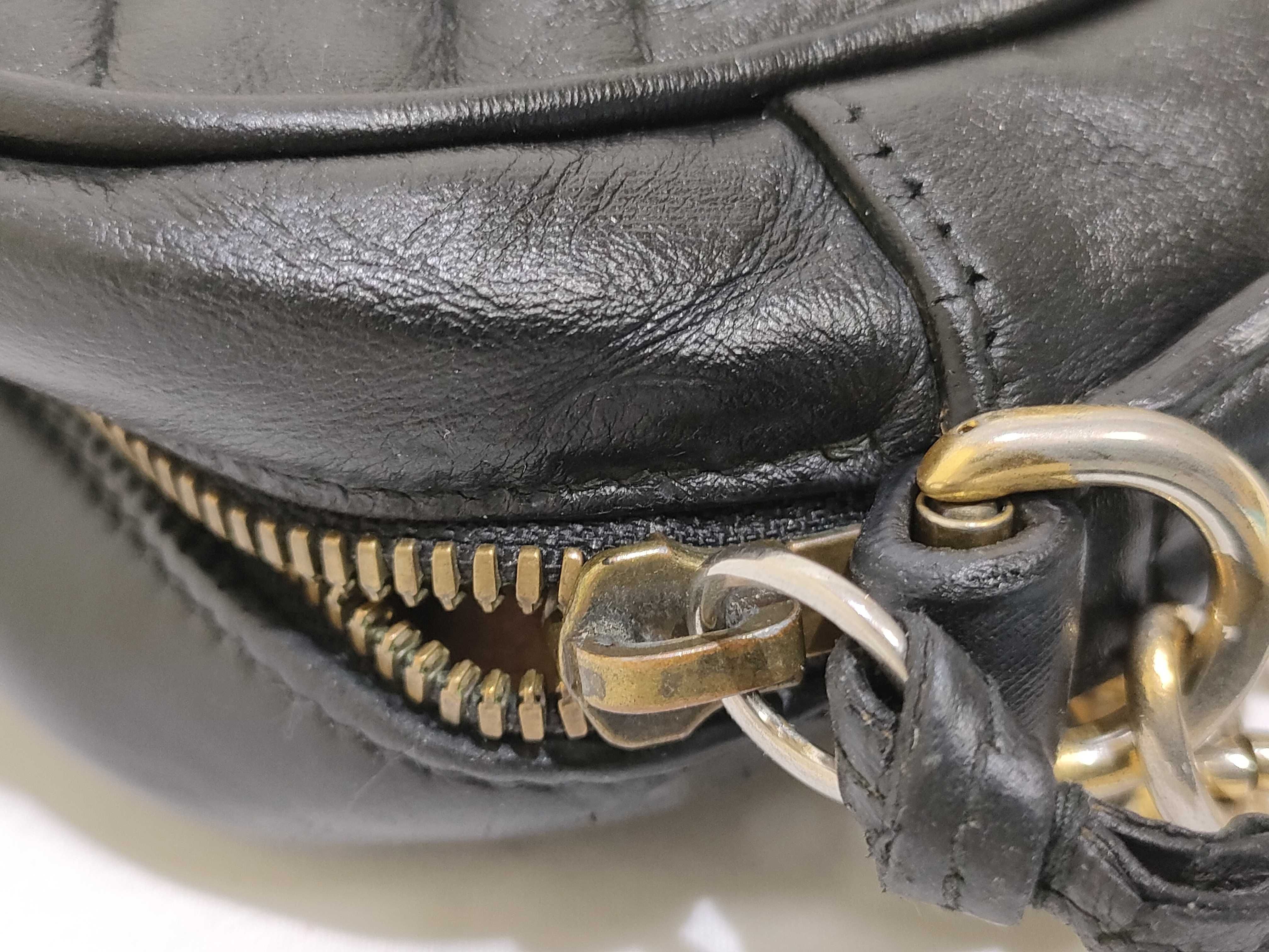 GG Marmont Shoulder Bag — view 13