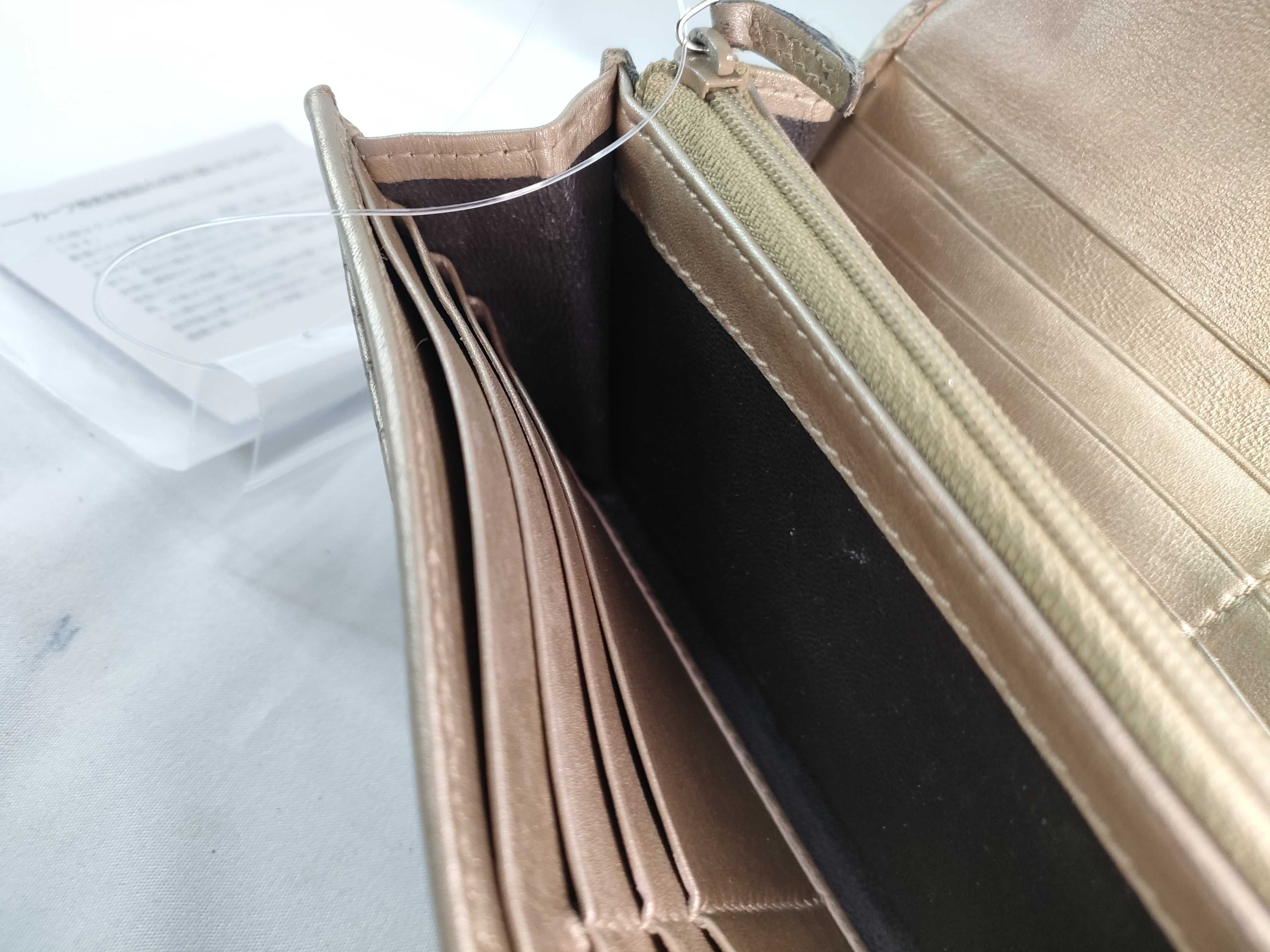 Bi-fold Long Wallet Gold Wallet — view 10