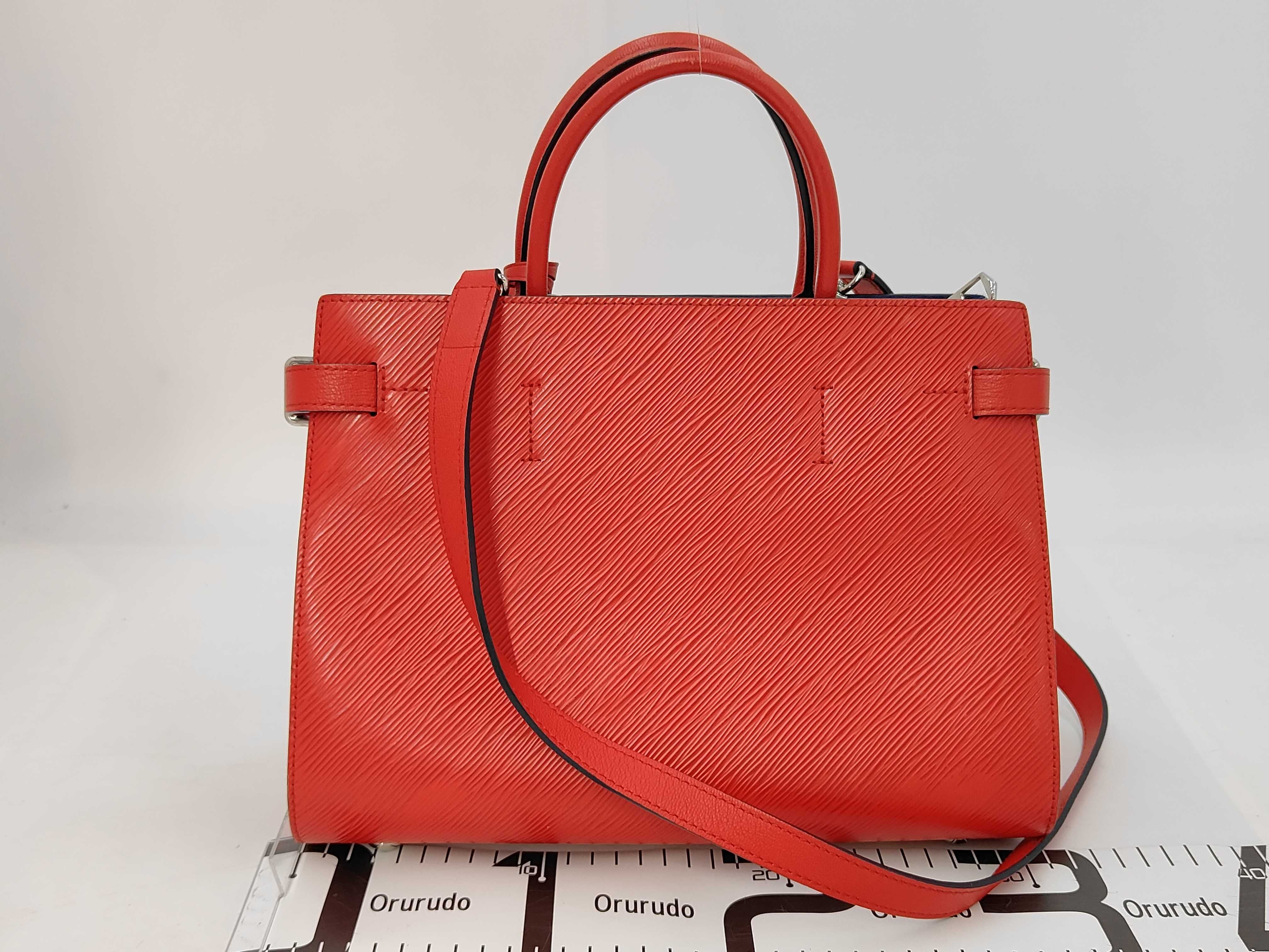 Epi Twist Tote Coquelicot Handbag — view 2
