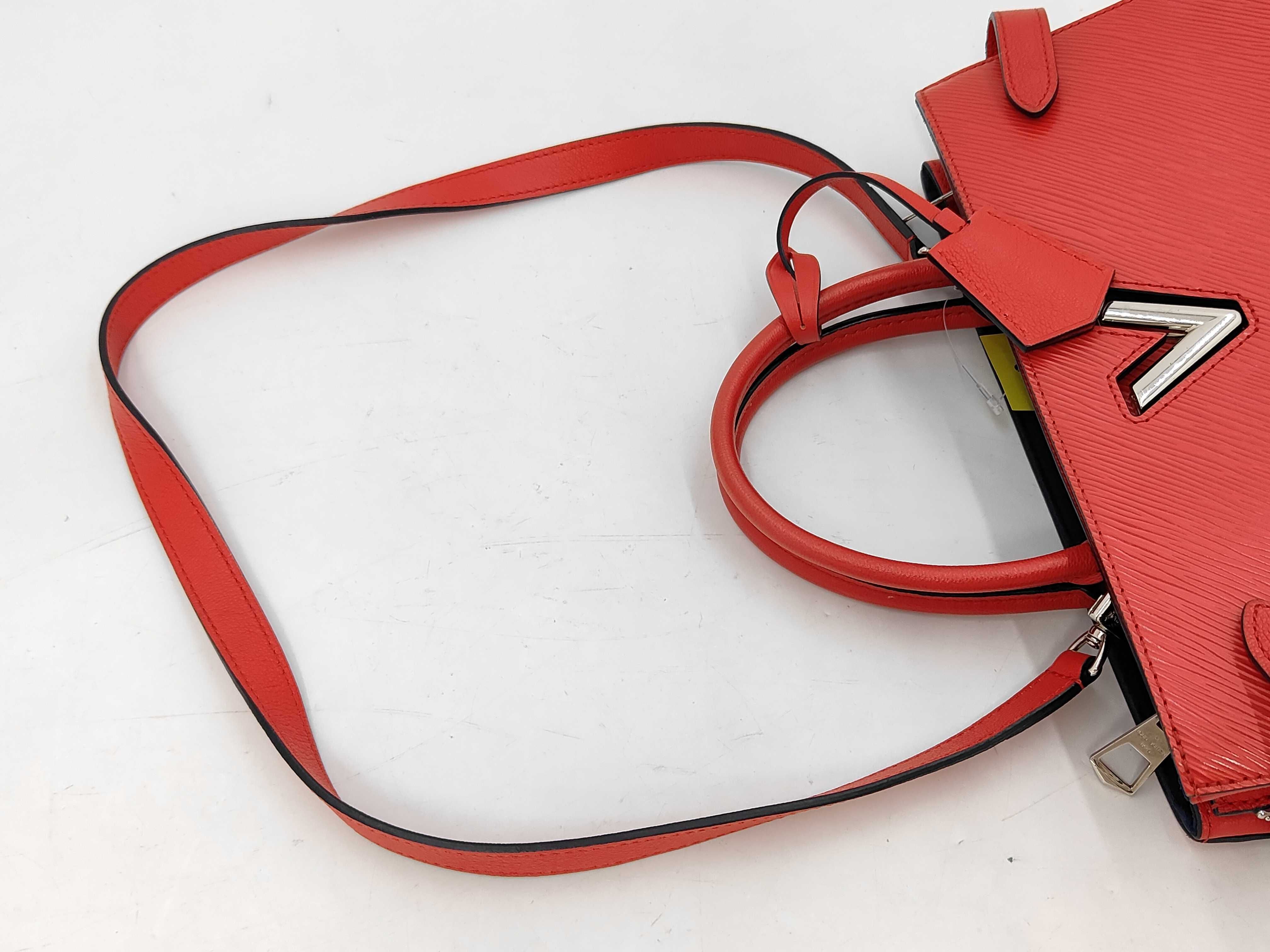 Epi Twist Tote Coquelicot Handbag — view 5