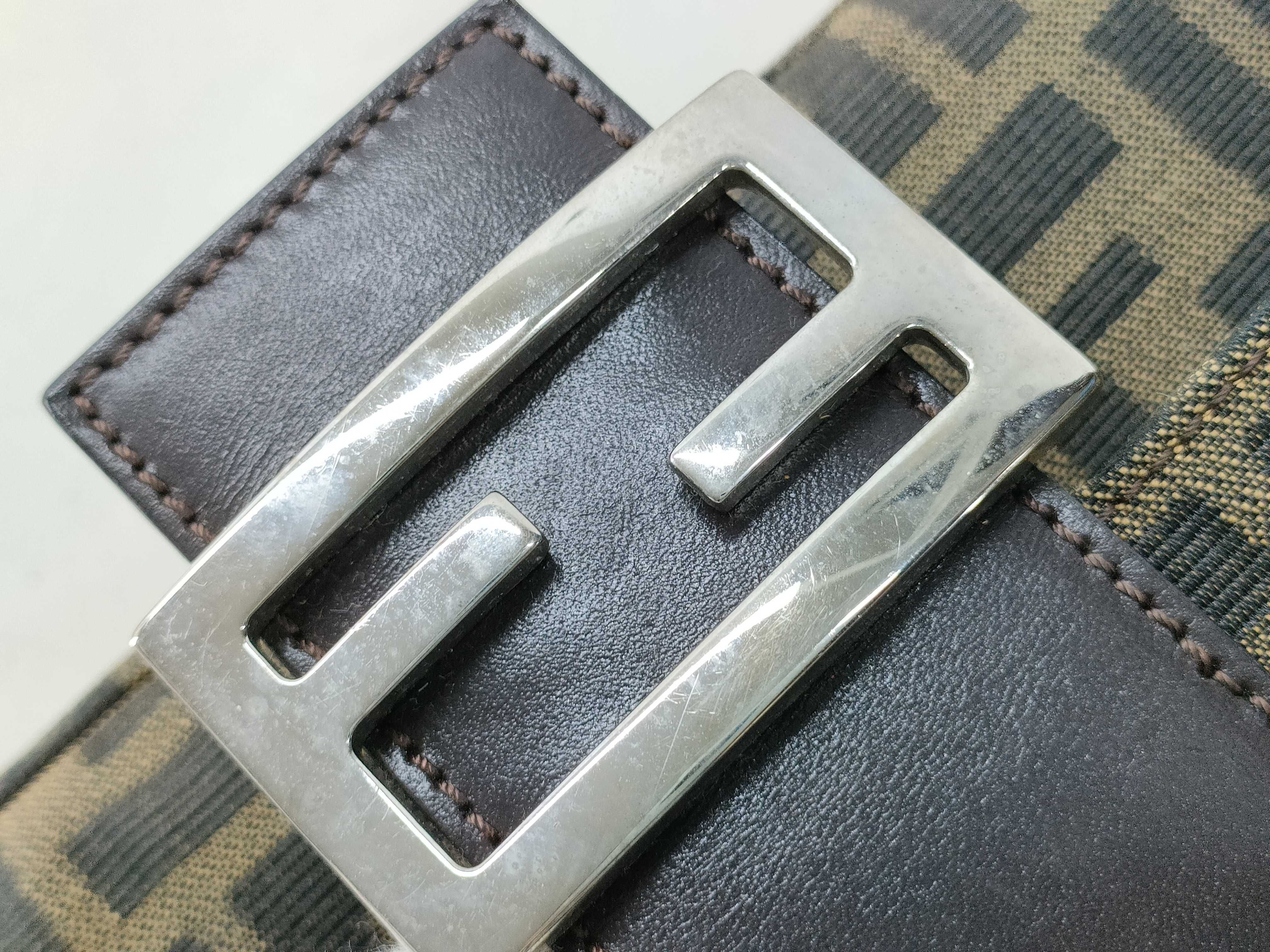 Zucca pattern Fendi Mamma one-shoulder bag, no tears or cracks expected. — view 14
