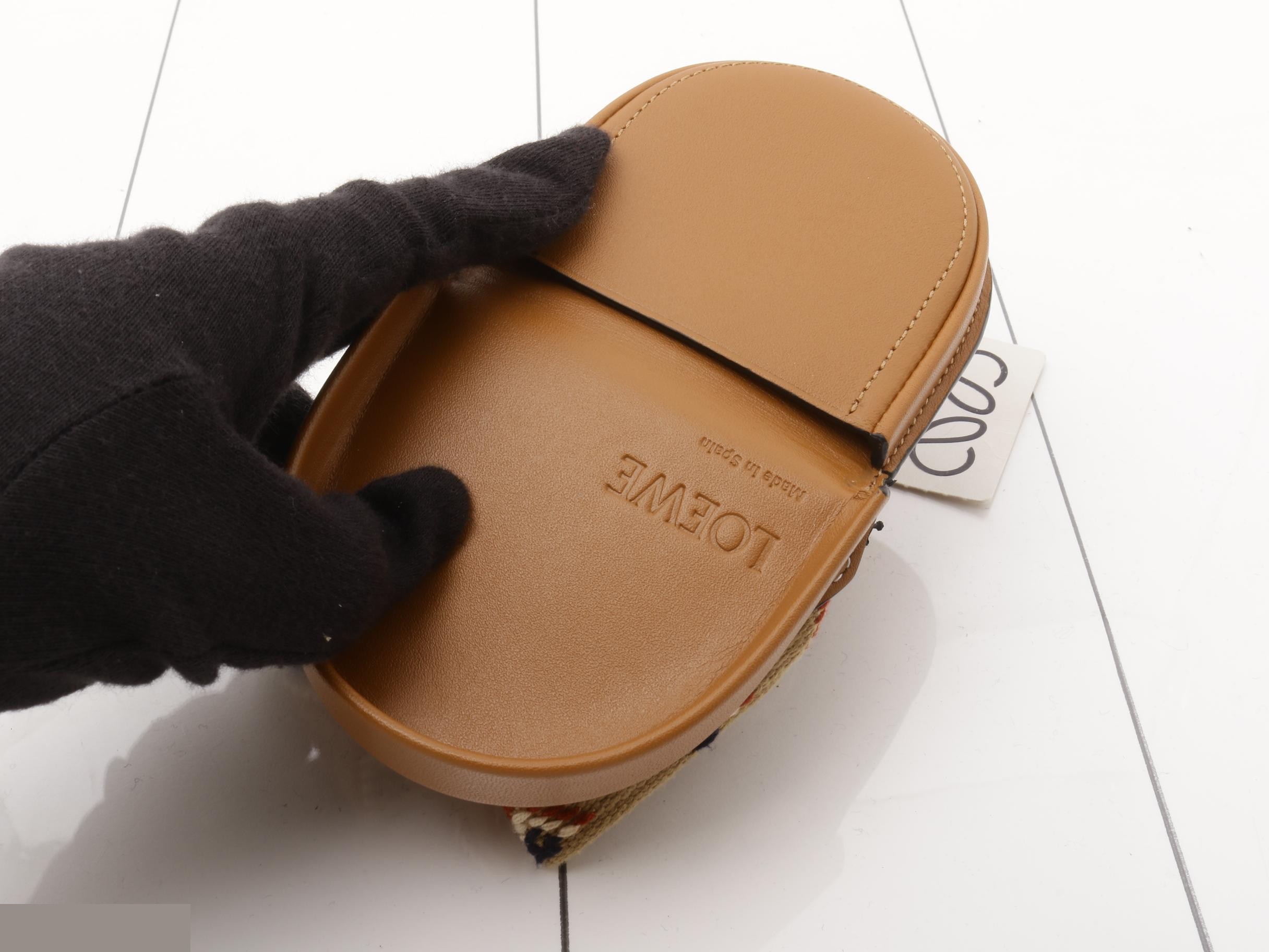 Anagram Leather Shoulder Case — view 4