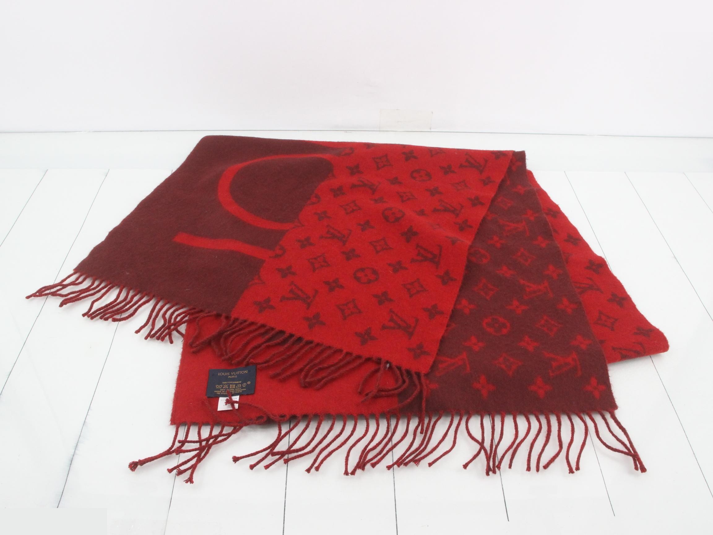 Monogram large stole with tag, red, cashmere — view 2