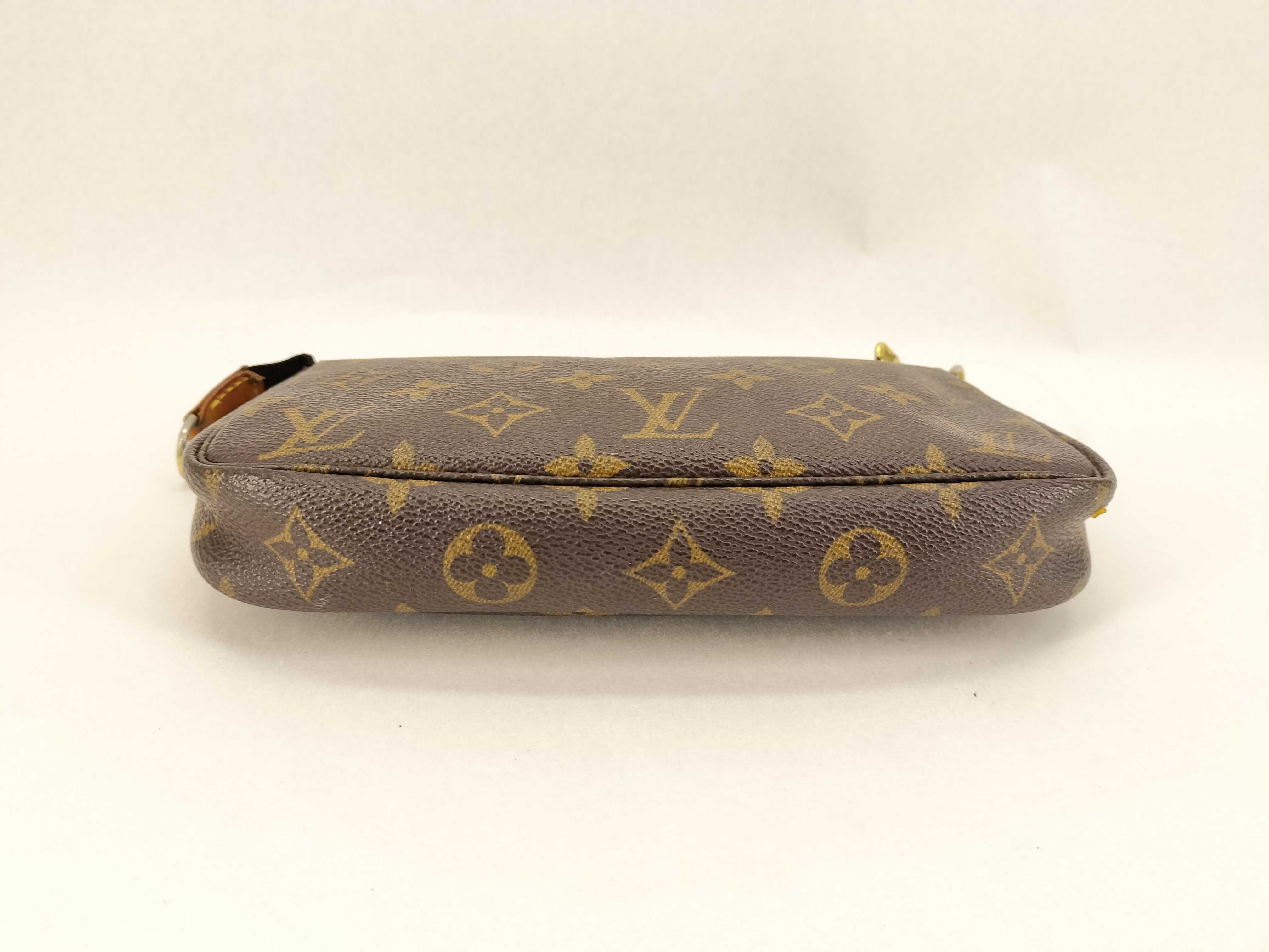 Monogram M40712 Pochette Accessoires — view 3