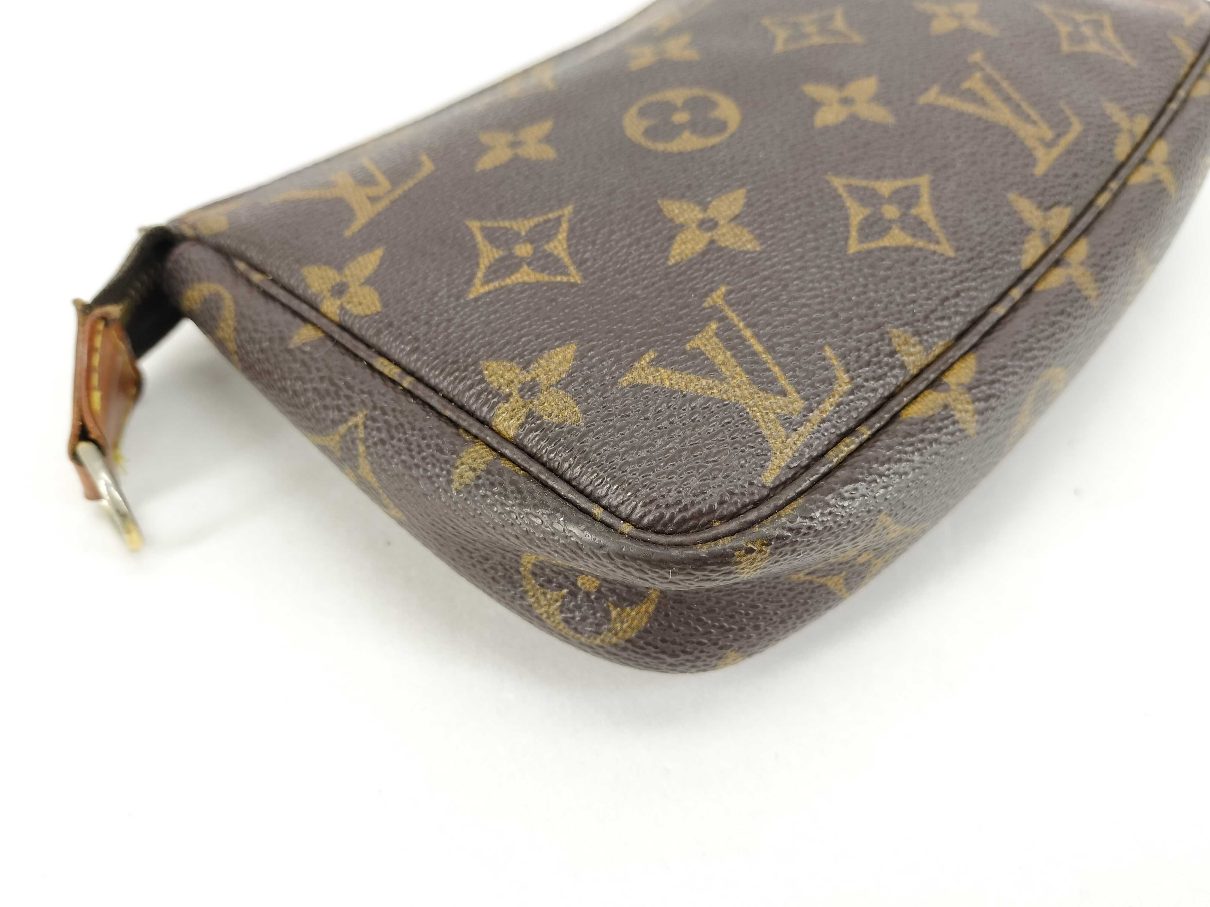 Monogram M40712 Pochette Accessoires — view 4