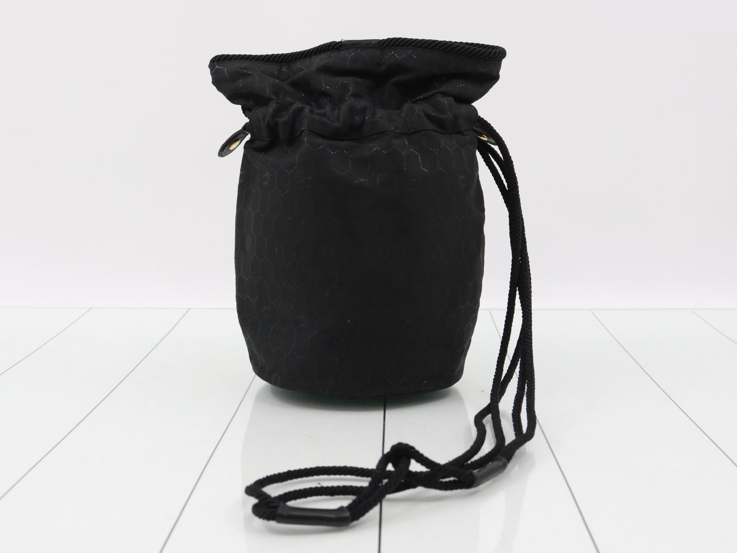 drawstring shoulder bag